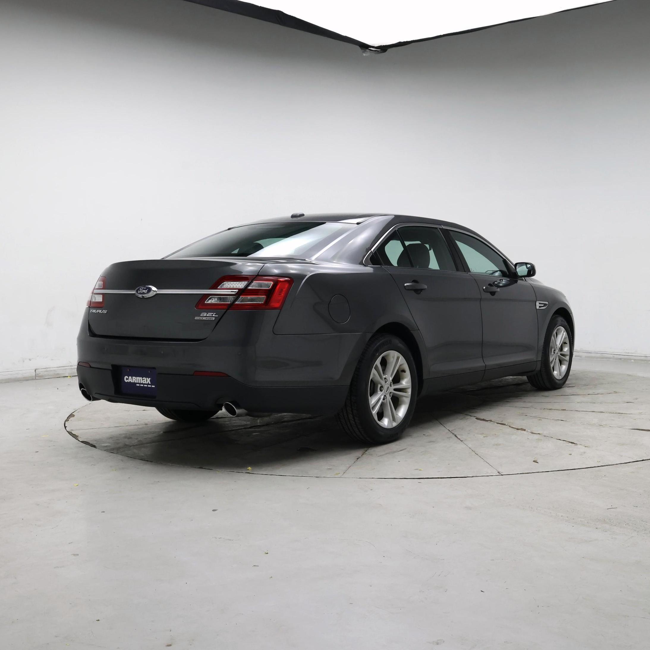 Thumbnail: 2018 Ford Taurus - 8