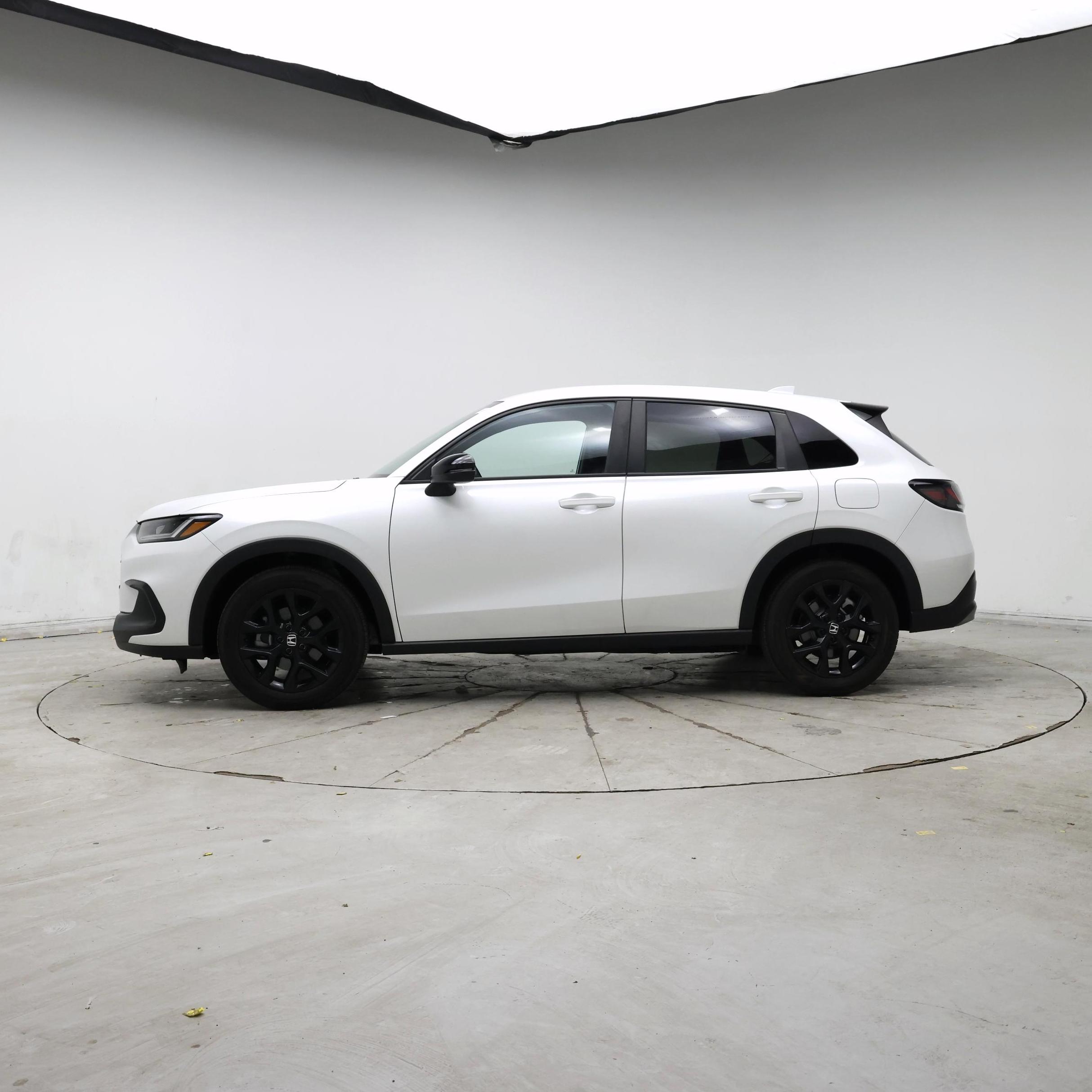 Thumbnail: 2023 Honda HR-V - 3