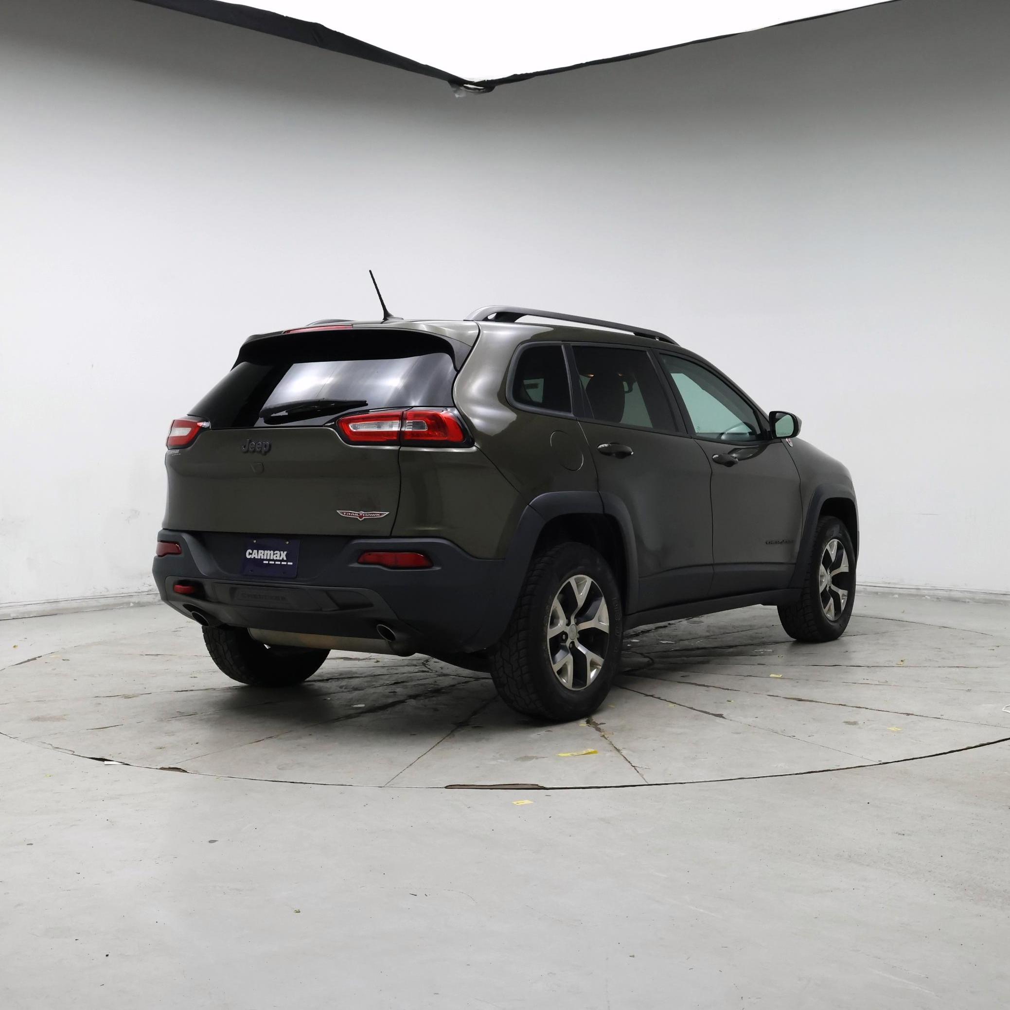 Thumbnail: 2015 Jeep Cherokee - 8