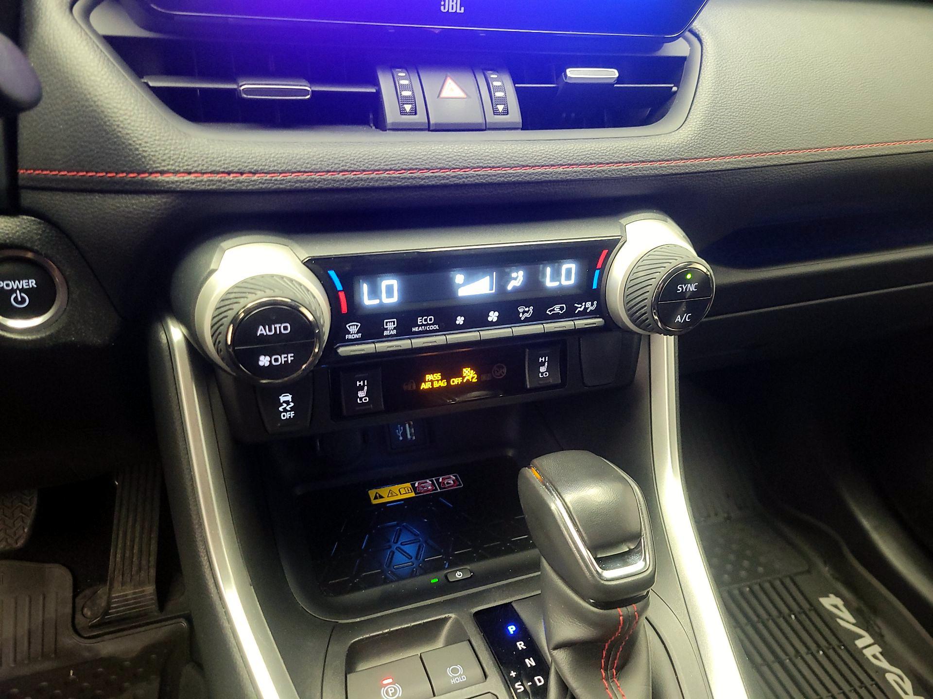 Thumbnail: 2023 Toyota RAV4 - 17