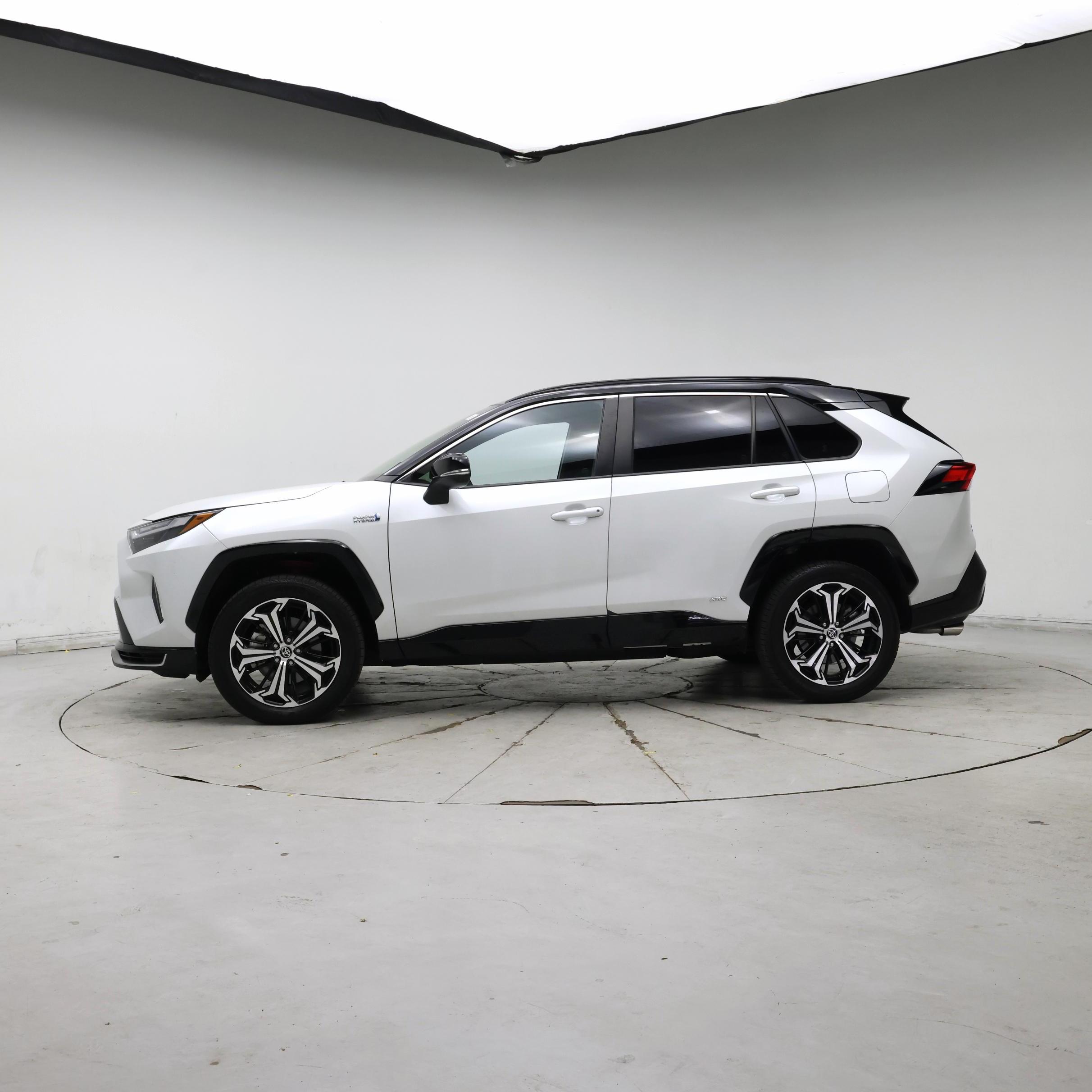 Thumbnail: 2023 Toyota RAV4 - 3