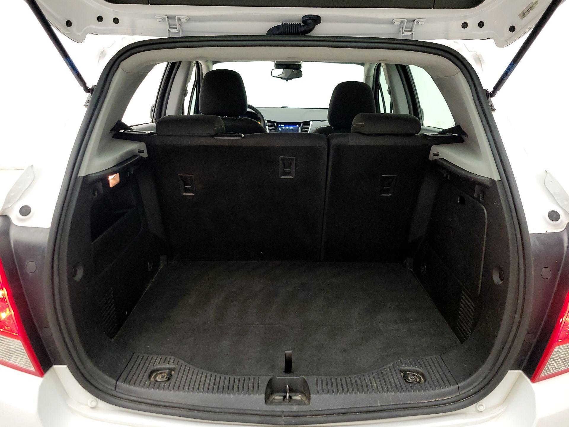 Thumbnail: 2018 Chevrolet Trax - 20