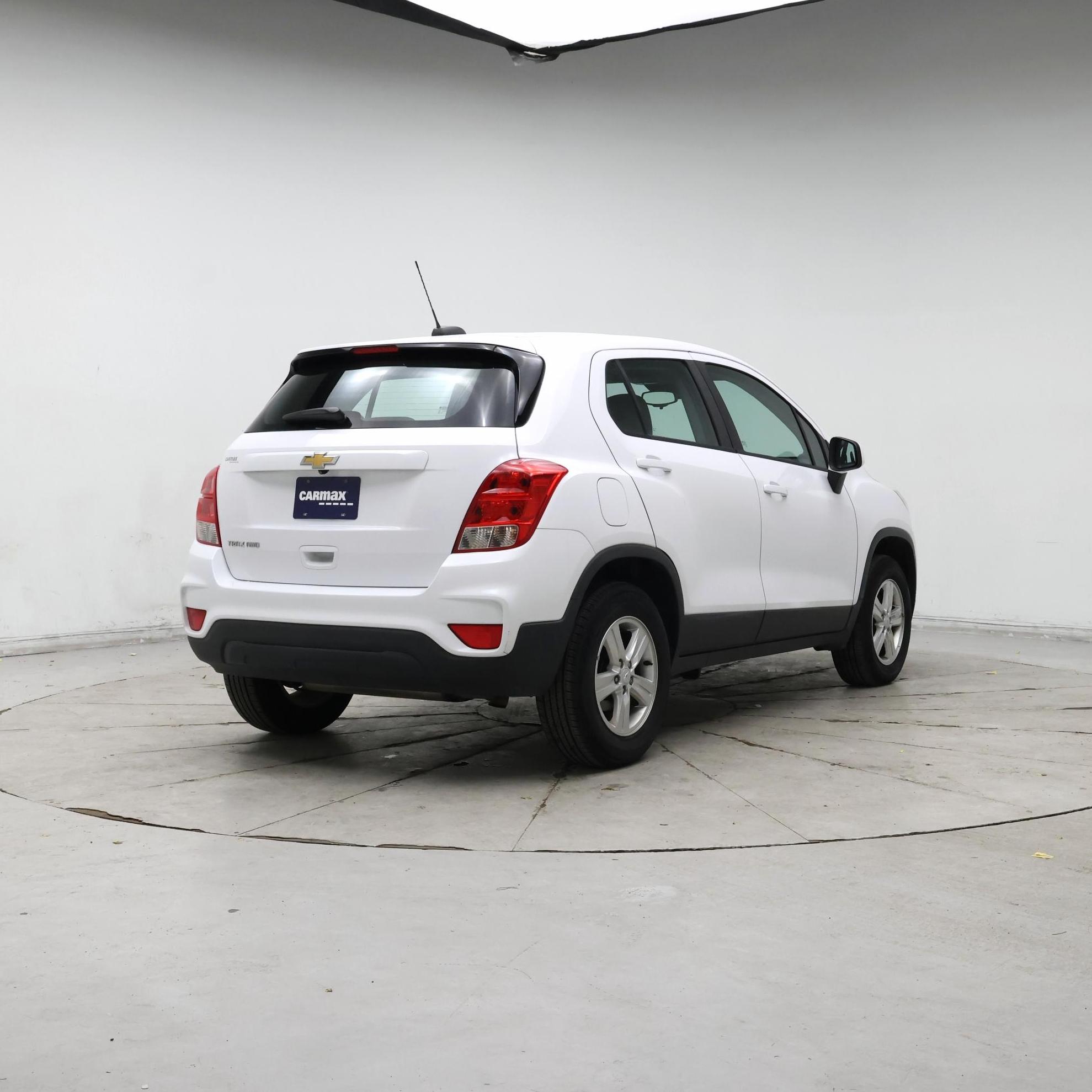 Thumbnail: 2018 Chevrolet Trax - 8