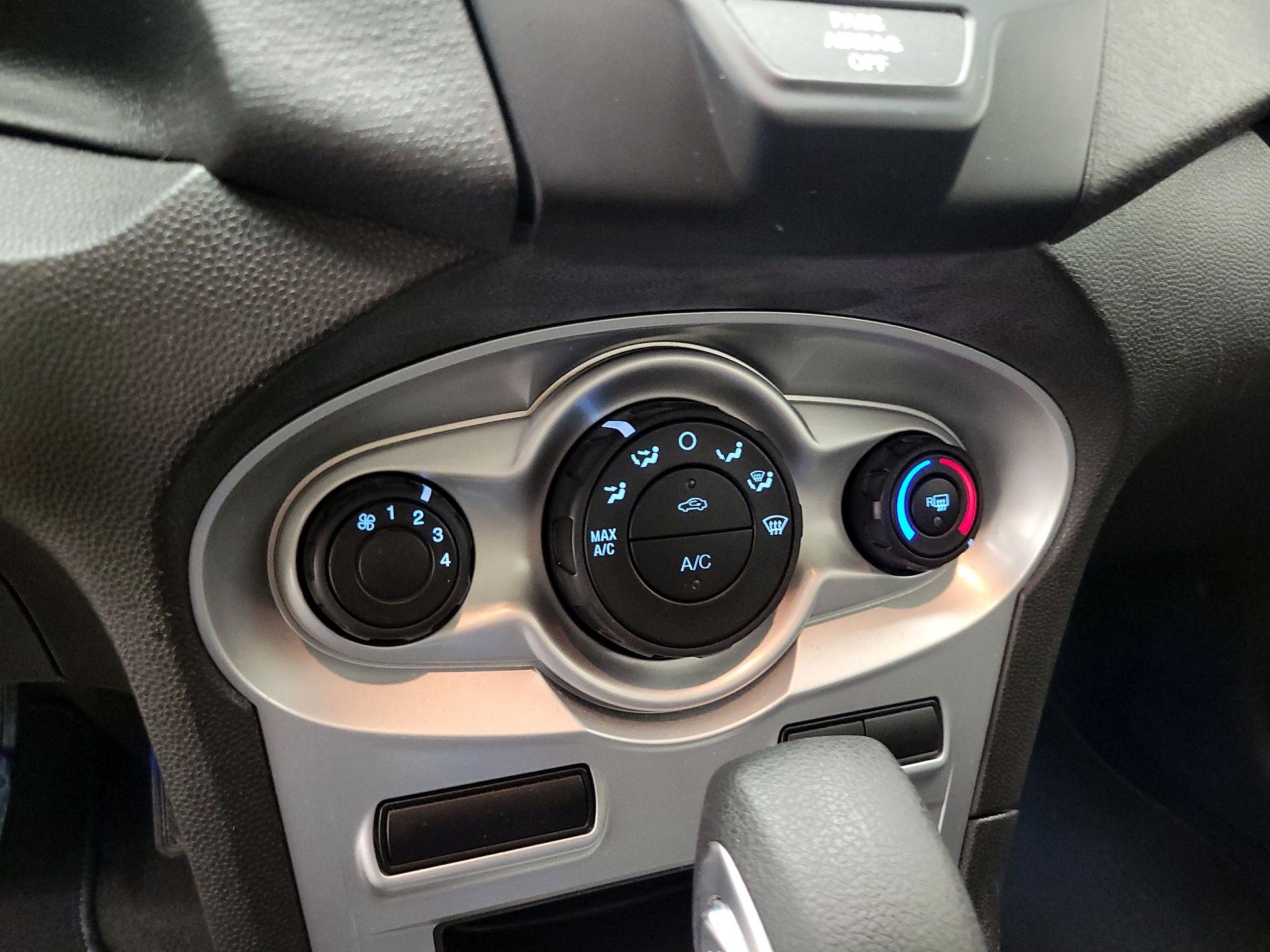 Thumbnail: 2018 Ford Fiesta - 16