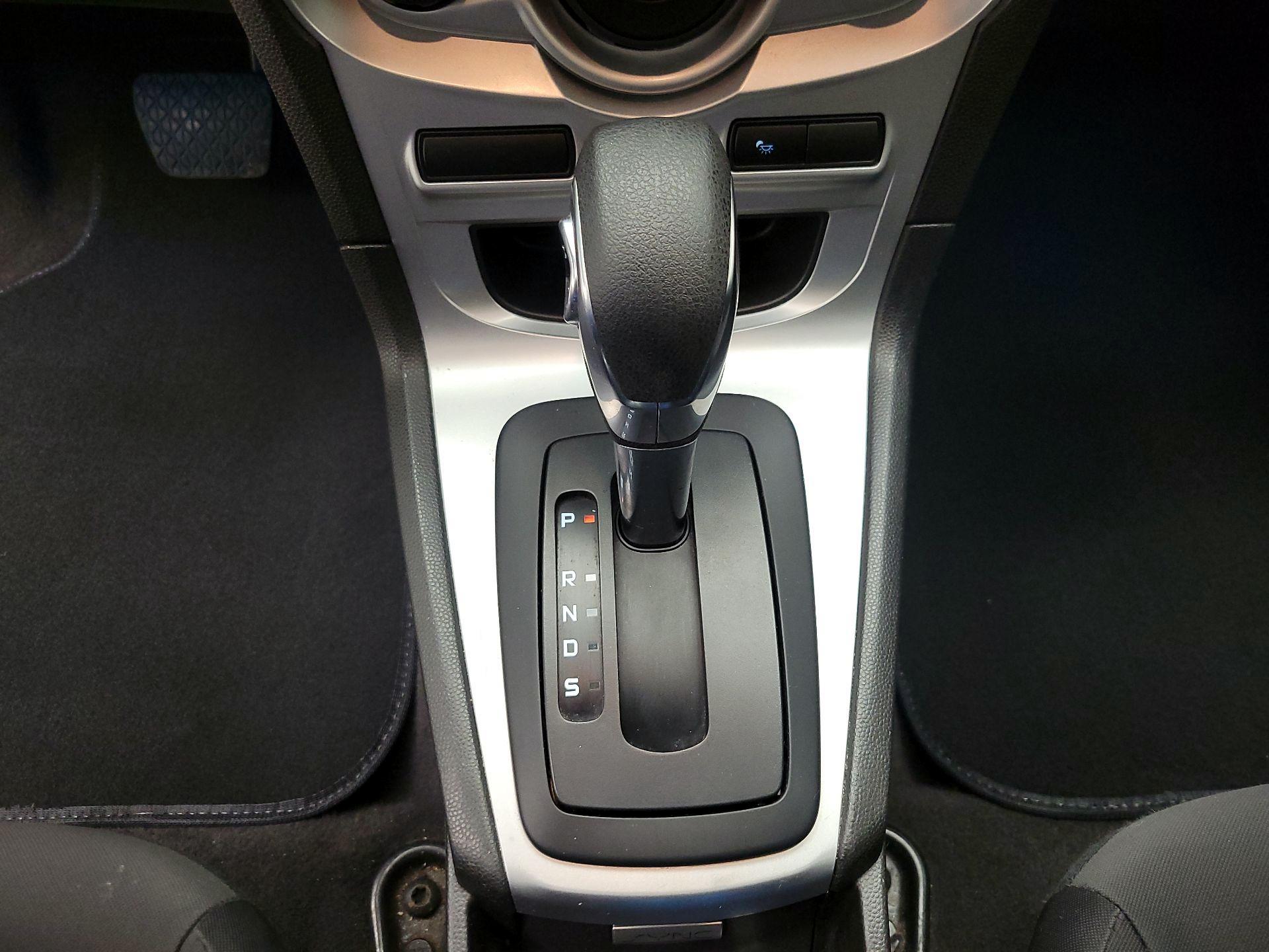 Thumbnail: 2018 Ford Fiesta - 17