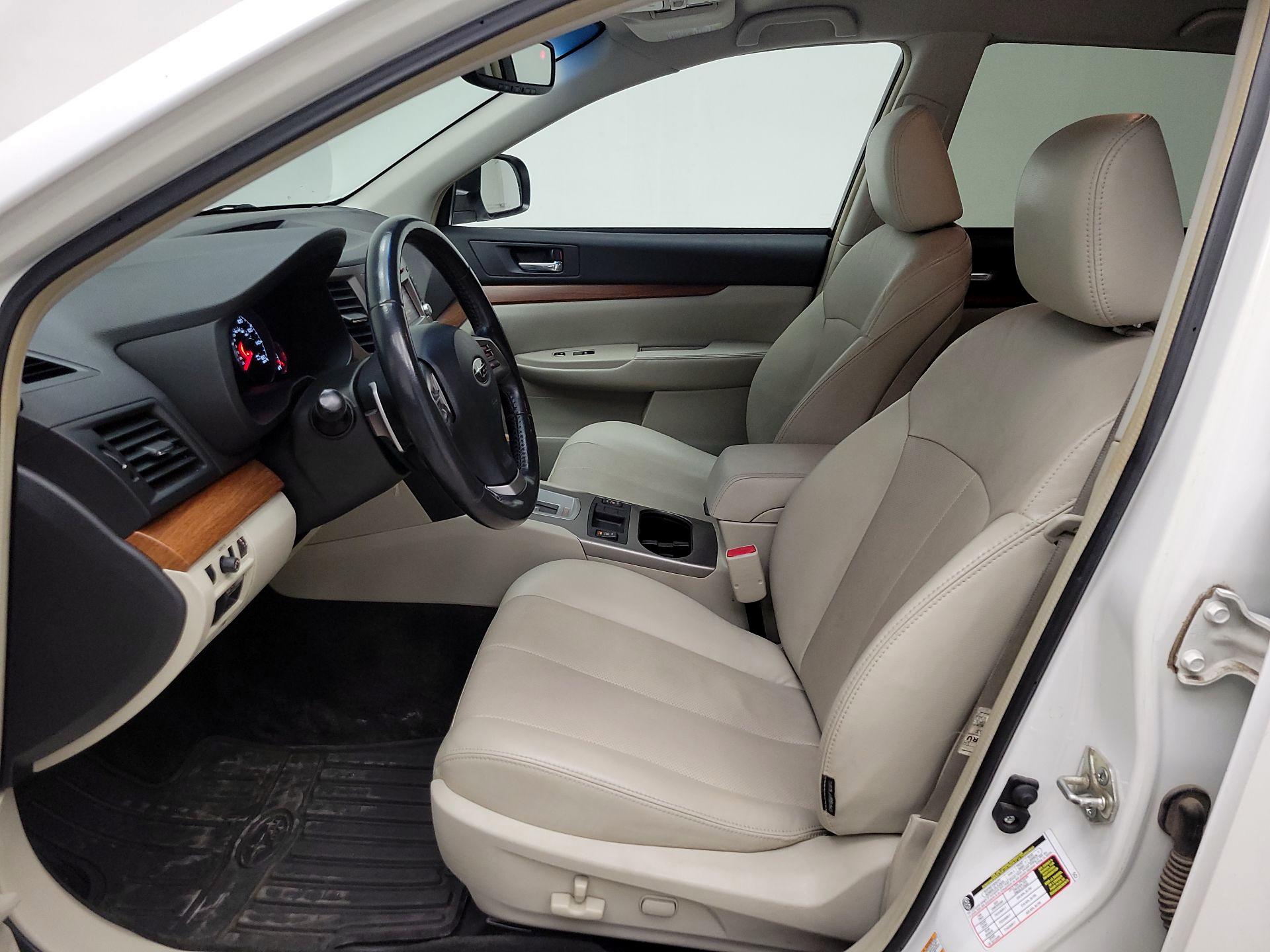 Thumbnail: 2014 Subaru Outback - 11