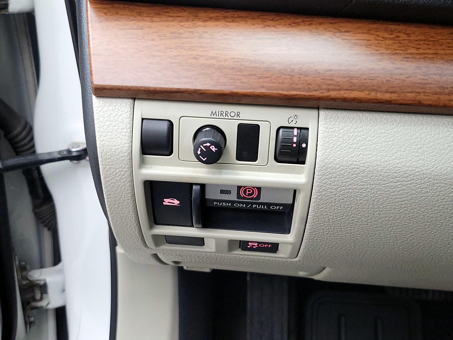 Thumbnail: 2014 Subaru Outback - 13