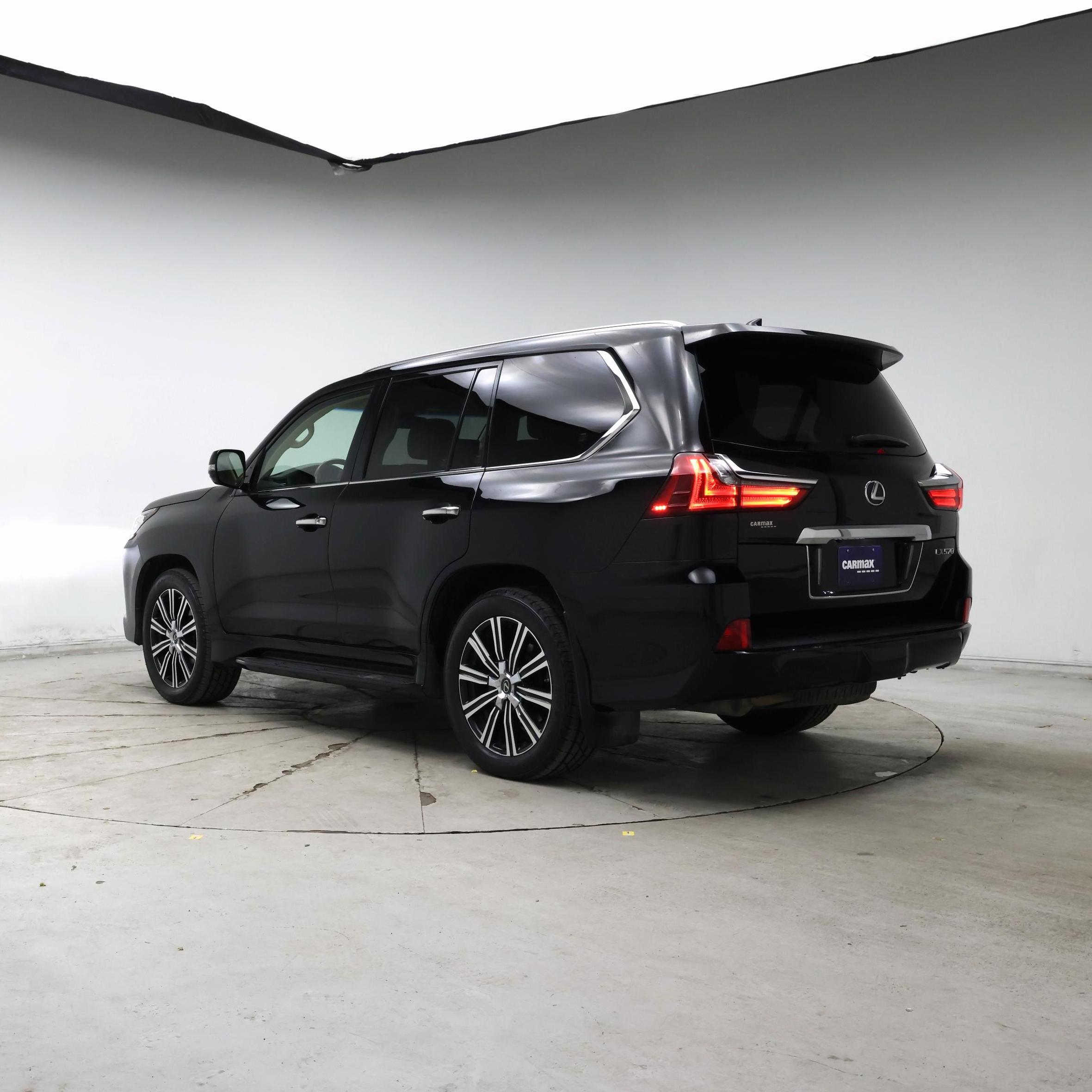 Thumbnail: 2018 Lexus LX - 2