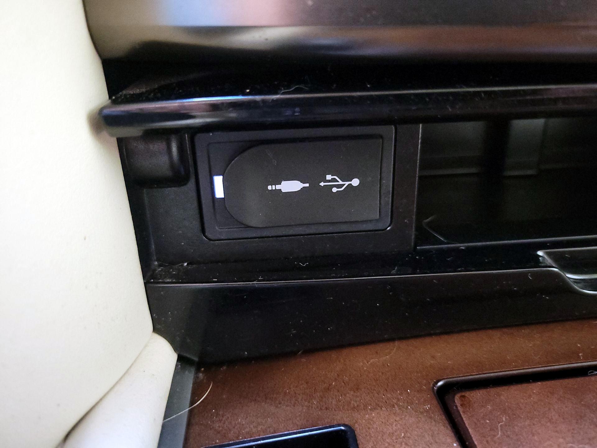 Thumbnail: 2018 Lexus LX - 19