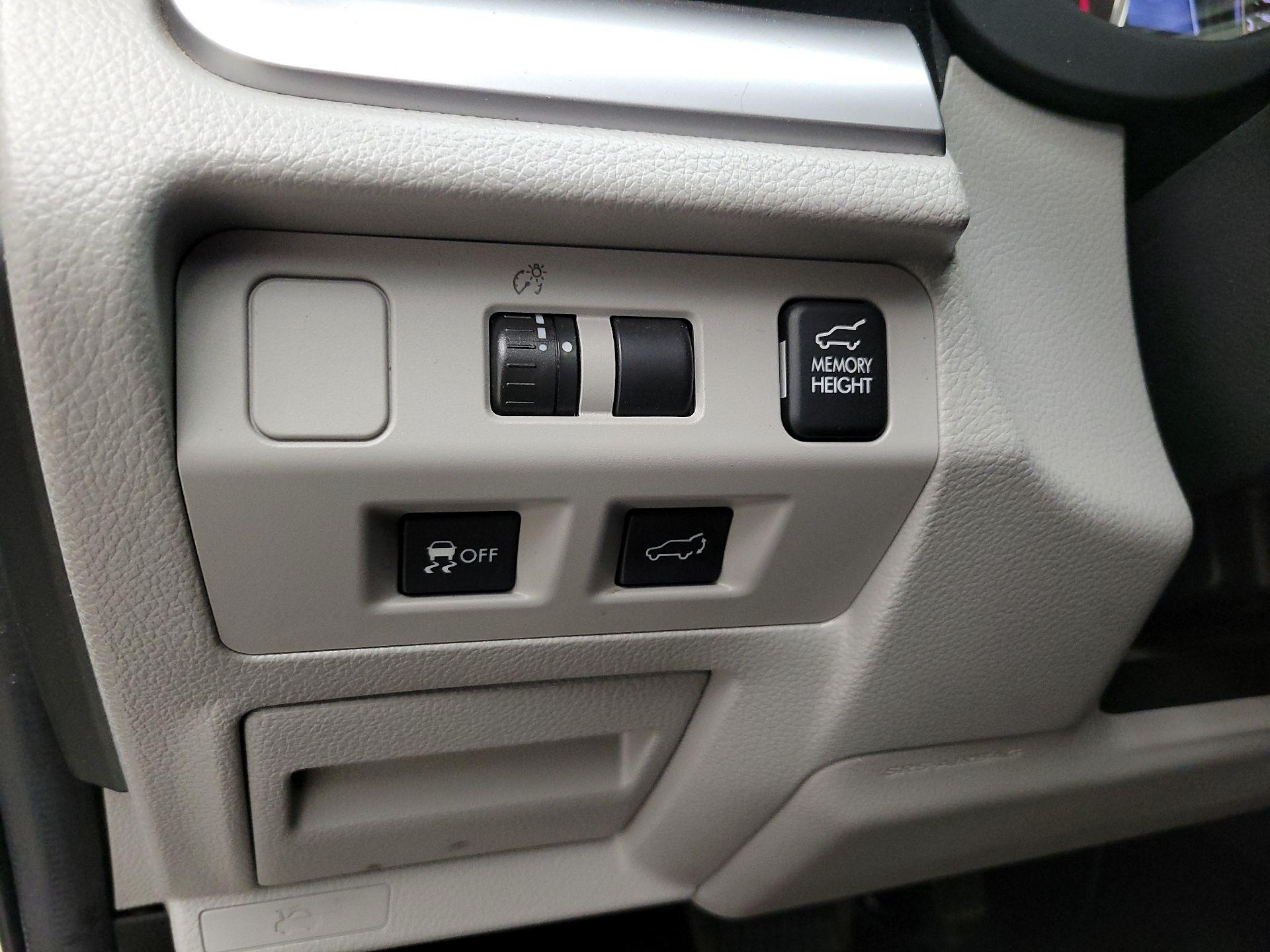 Thumbnail: 2015 Subaru Forester - 13