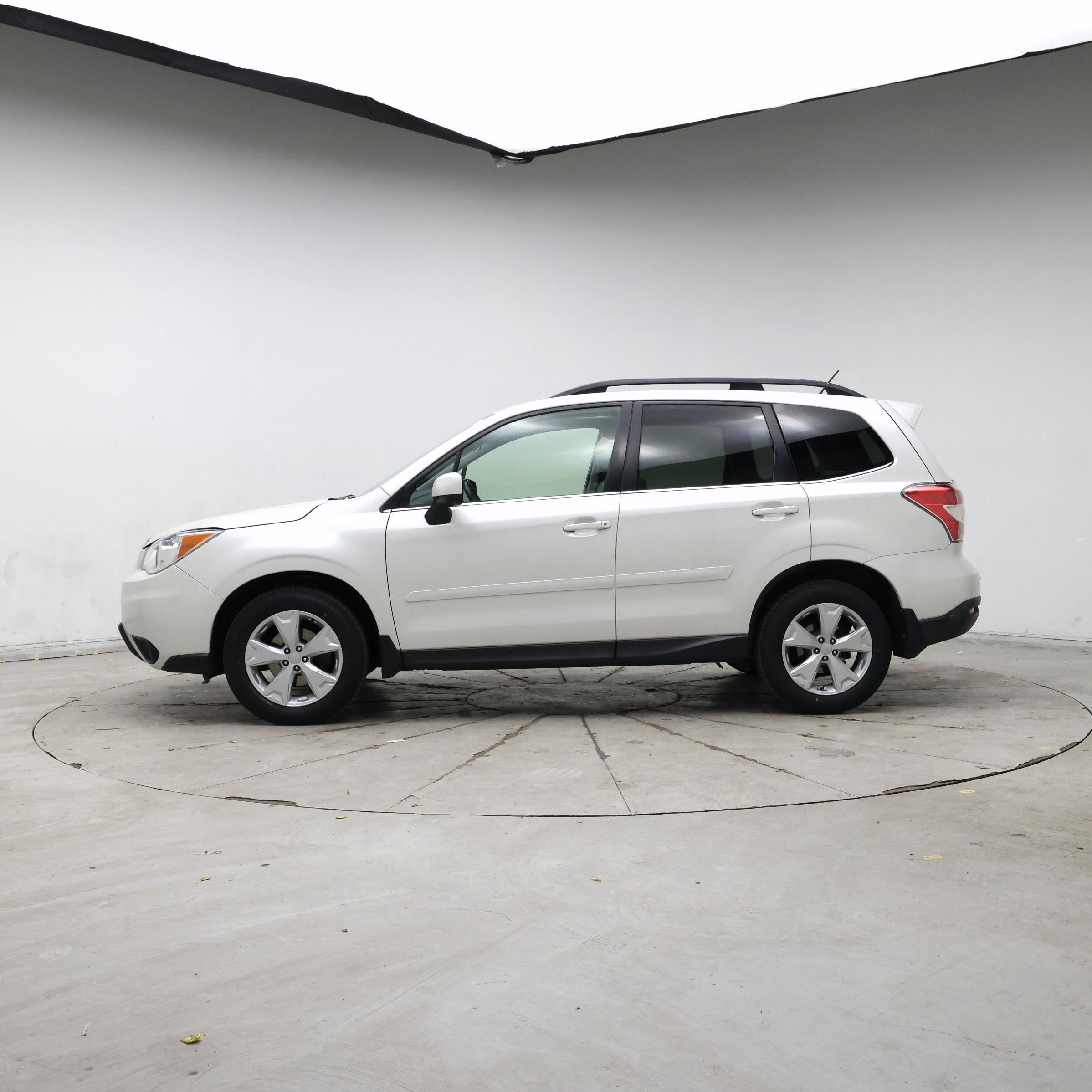 Thumbnail: 2015 Subaru Forester - 3