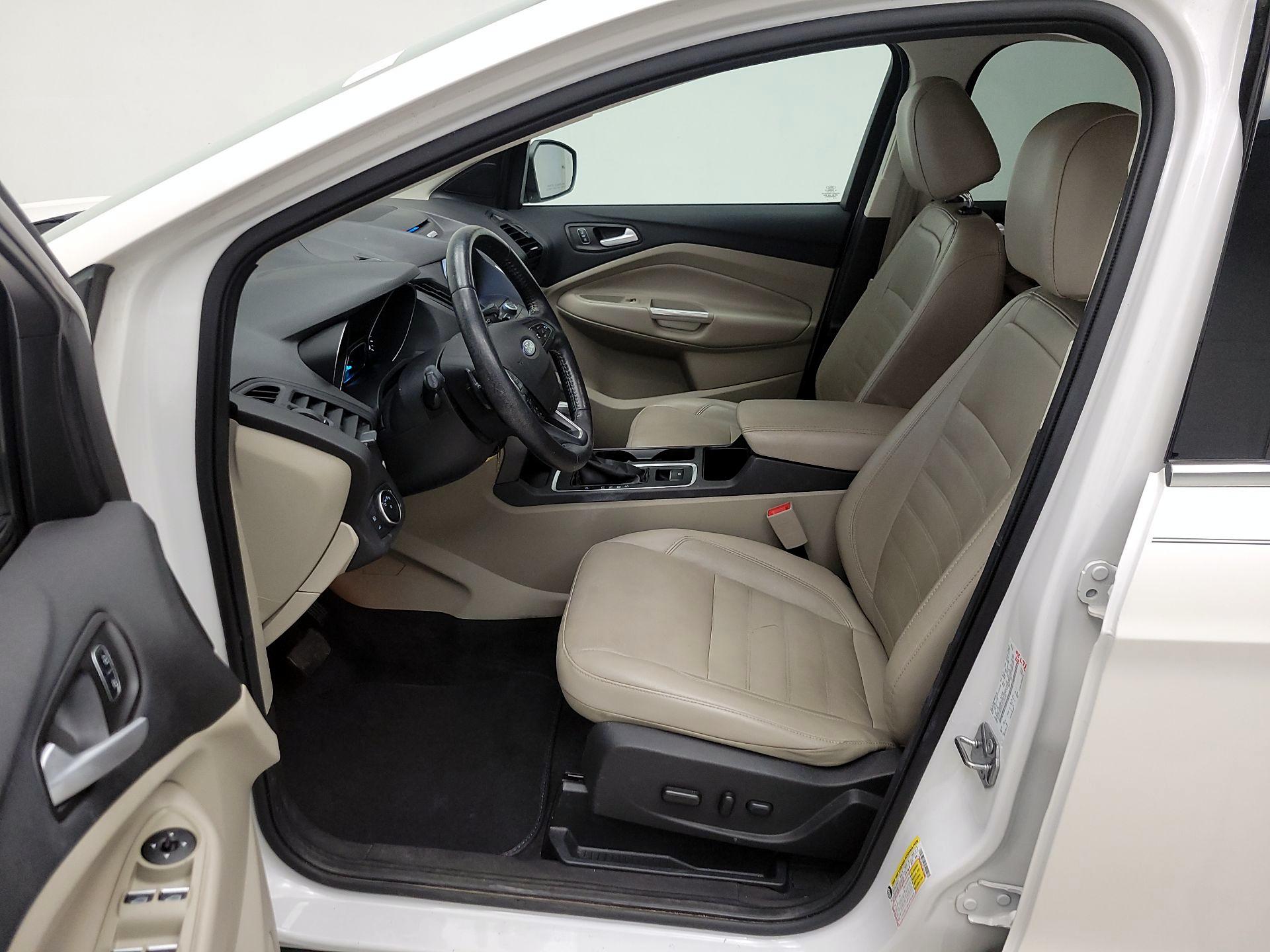 Thumbnail: 2017 Ford Escape - 11