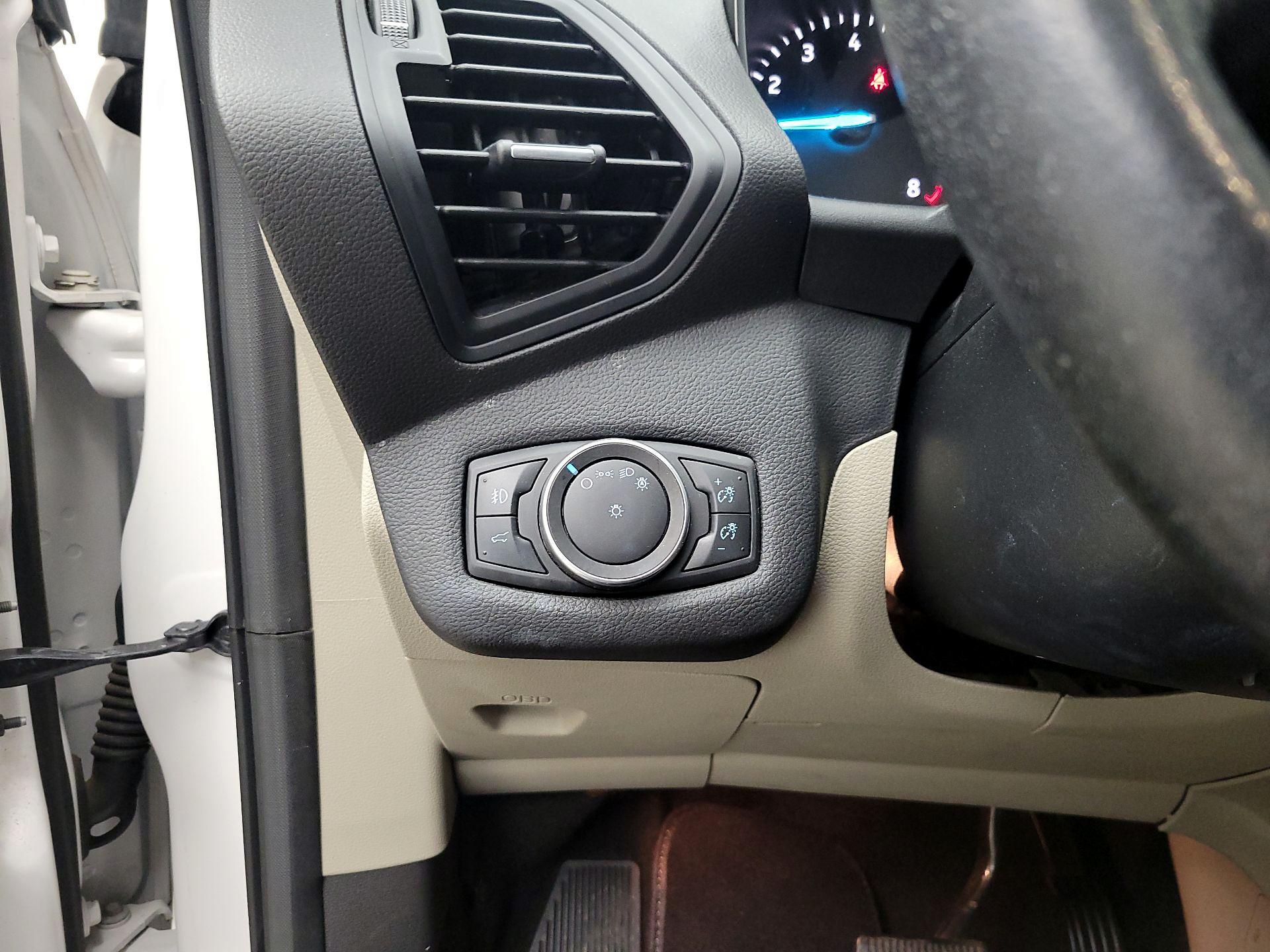 Thumbnail: 2017 Ford Escape - 13