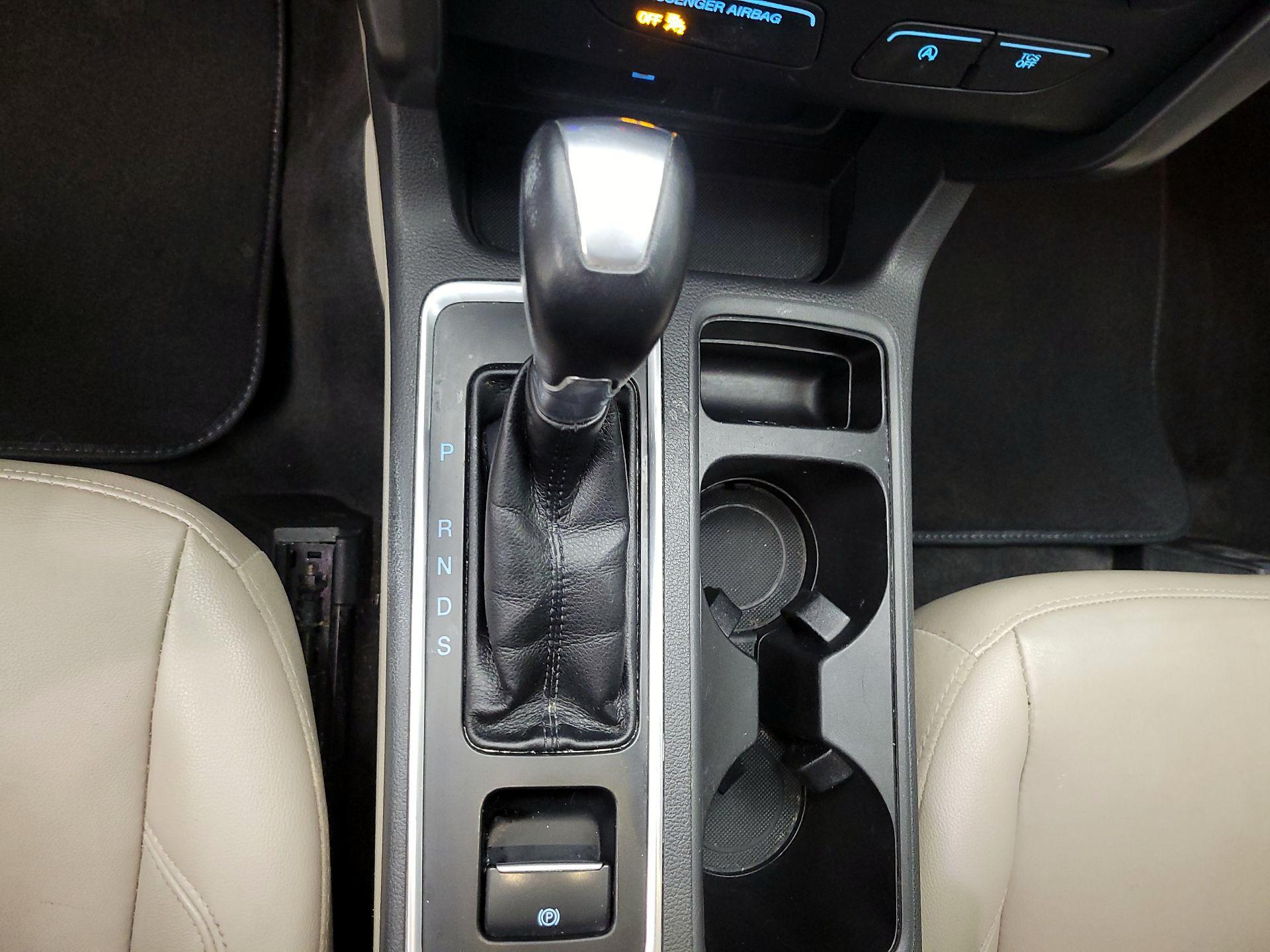 Thumbnail: 2017 Ford Escape - 18