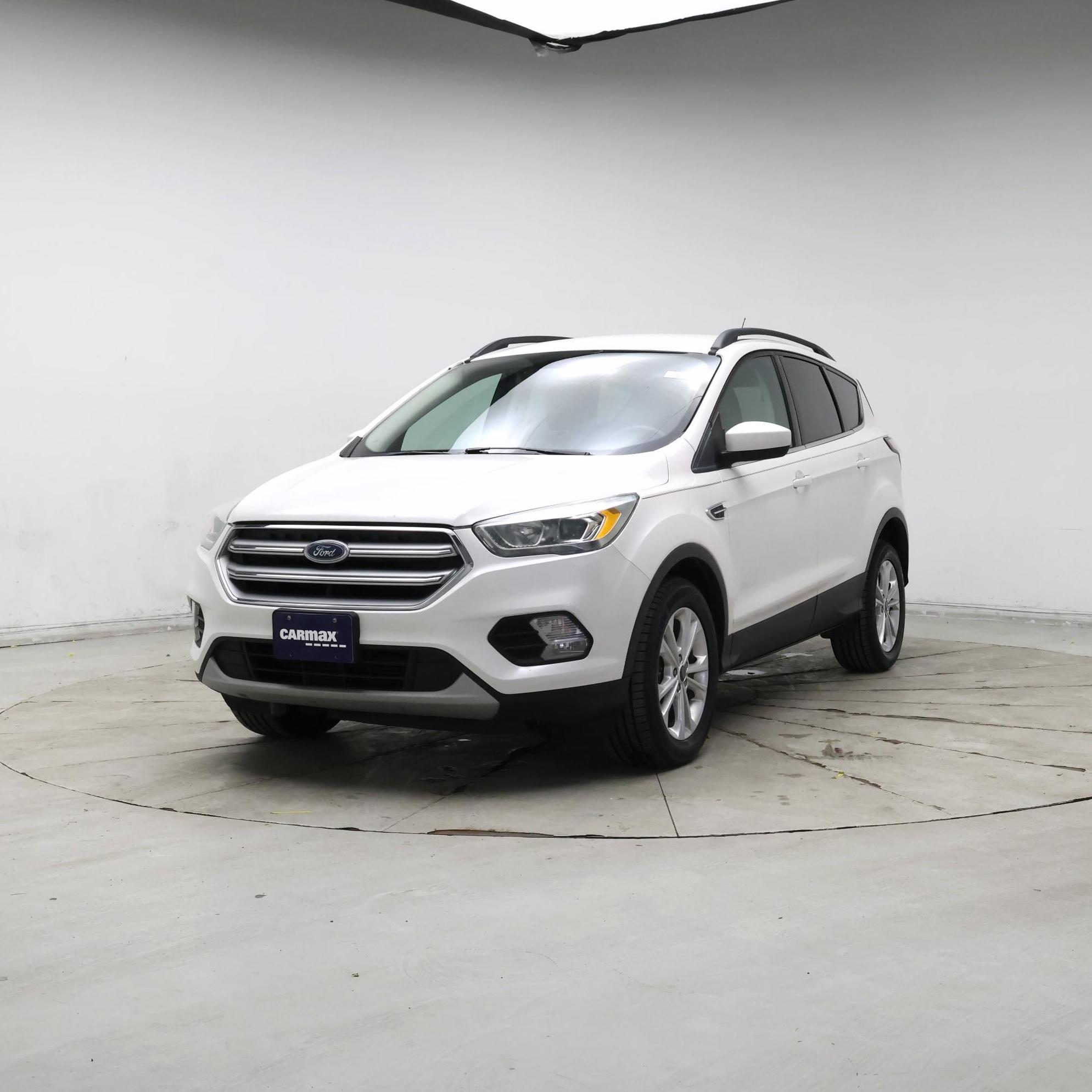 Thumbnail: 2017 Ford Escape - 4