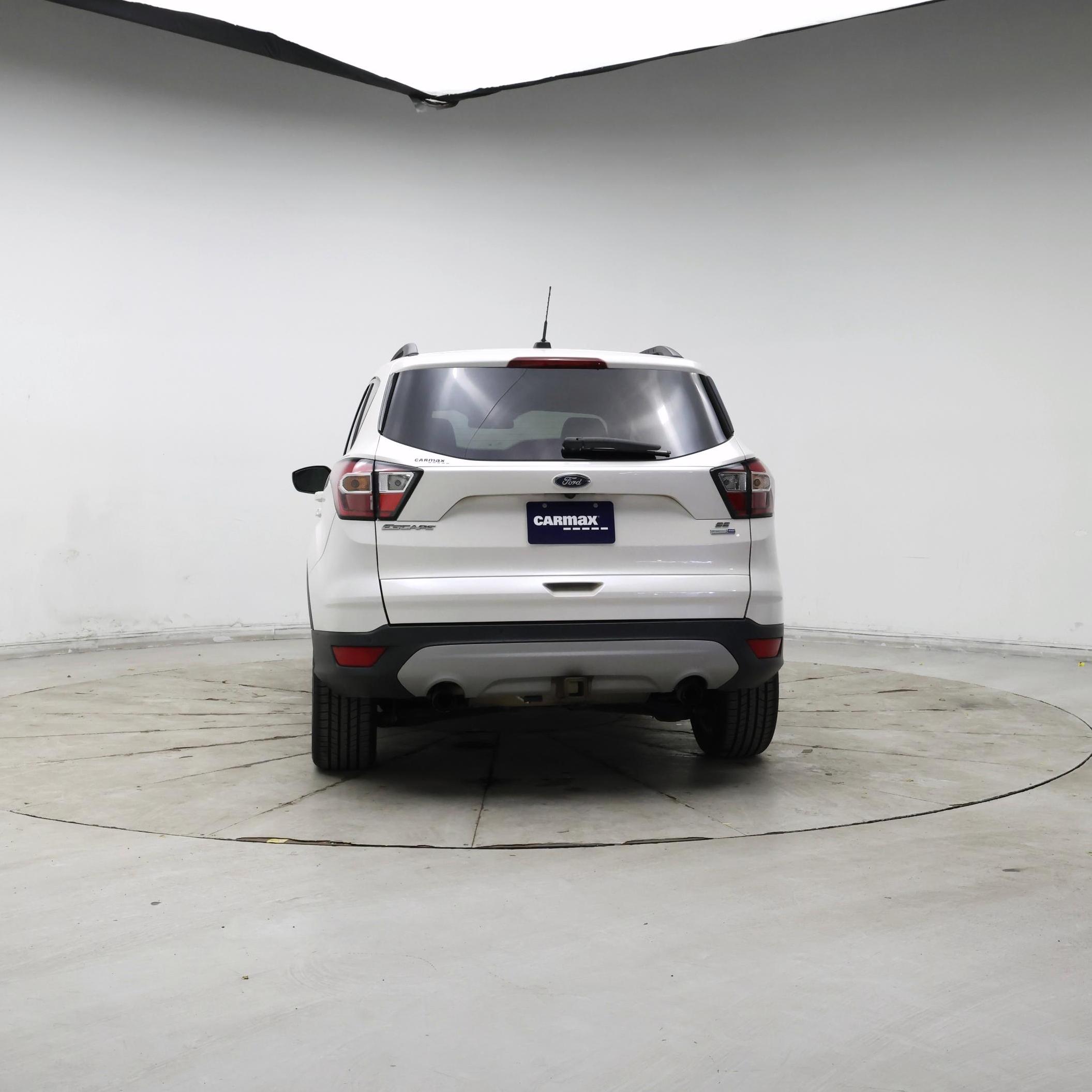 Thumbnail: 2017 Ford Escape - 6