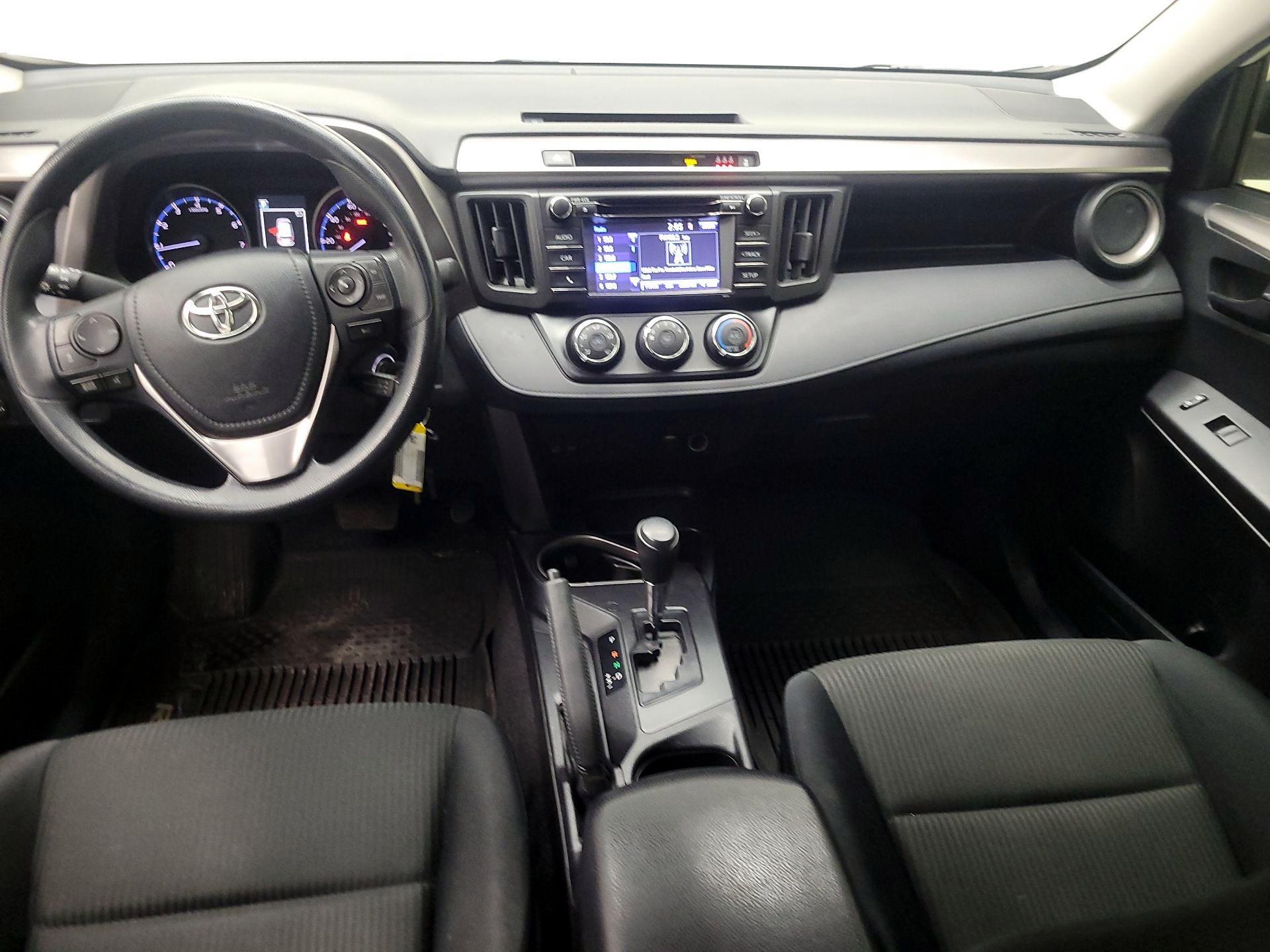 Thumbnail: 2017 Toyota RAV4 - 9