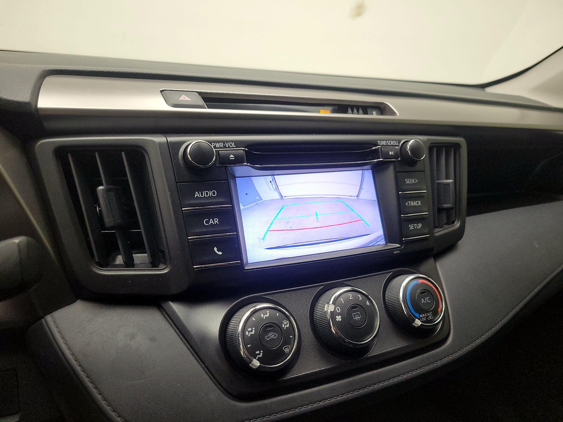 Thumbnail: 2017 Toyota RAV4 - 14