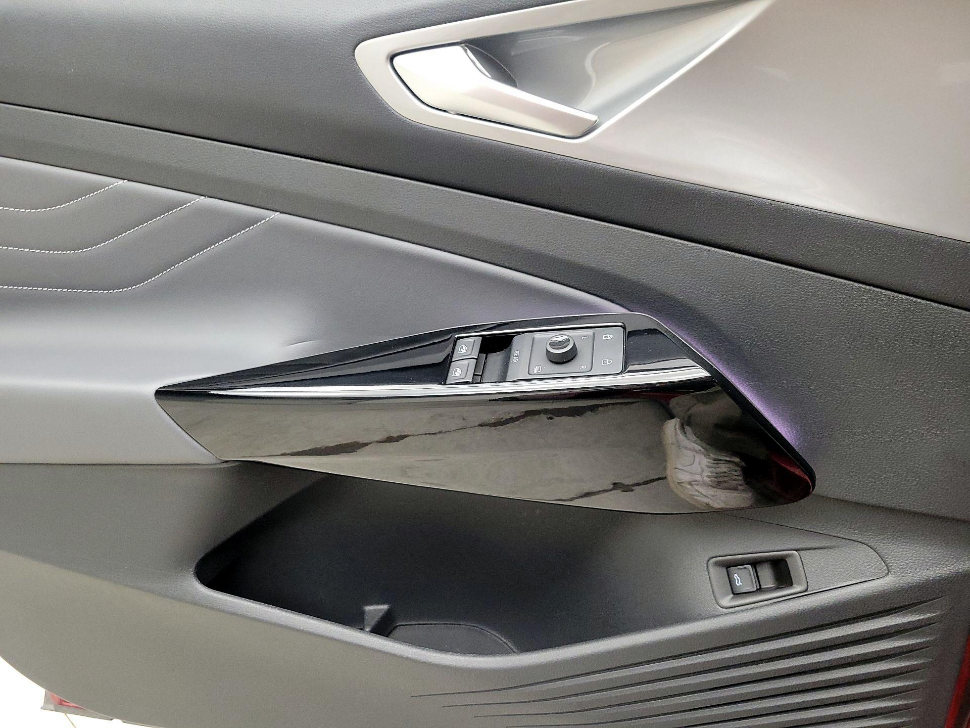 Thumbnail: 2023 Volkswagen ID.4 - 12