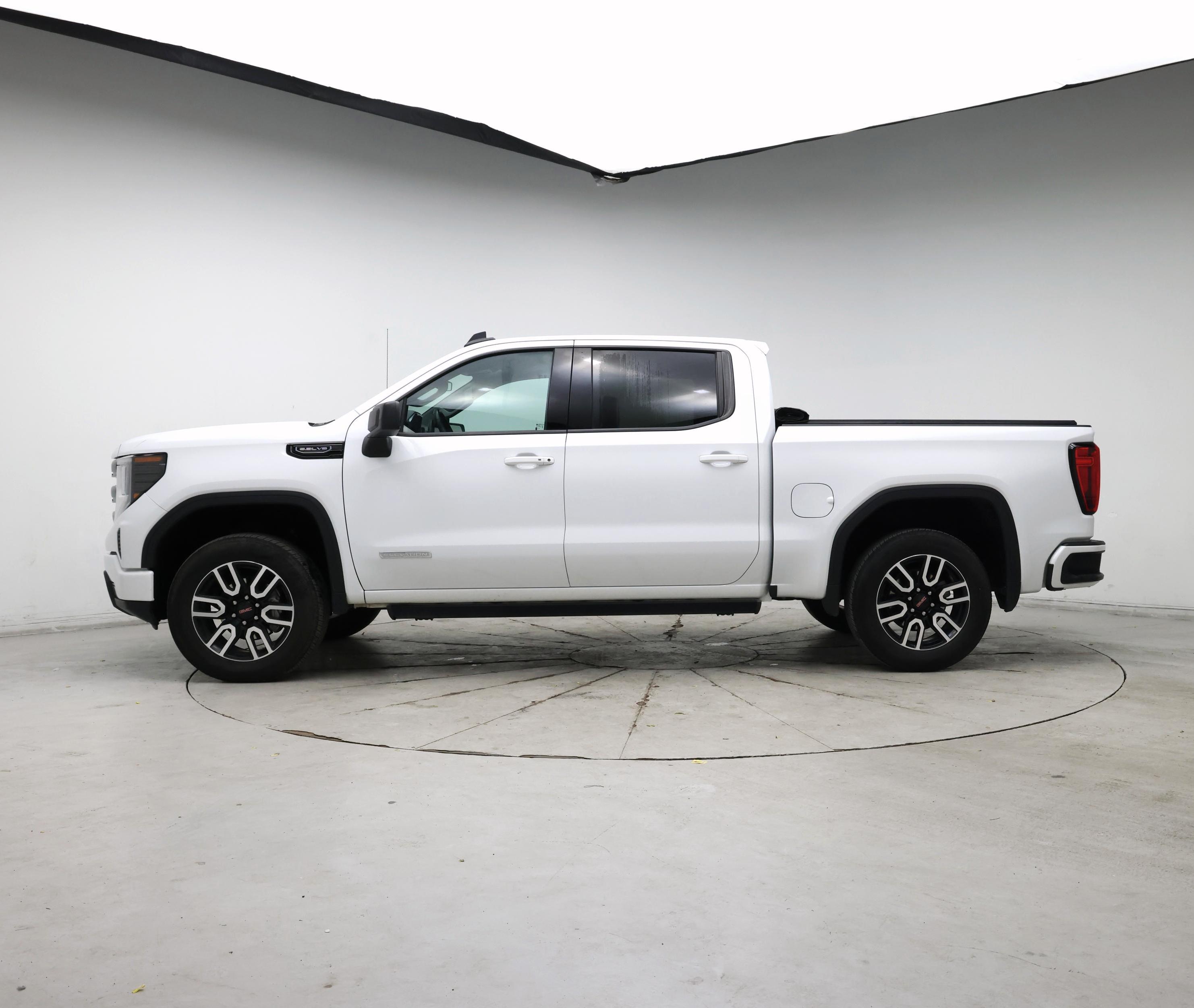 Thumbnail: 2023 GMC Sierra 1500 - 3