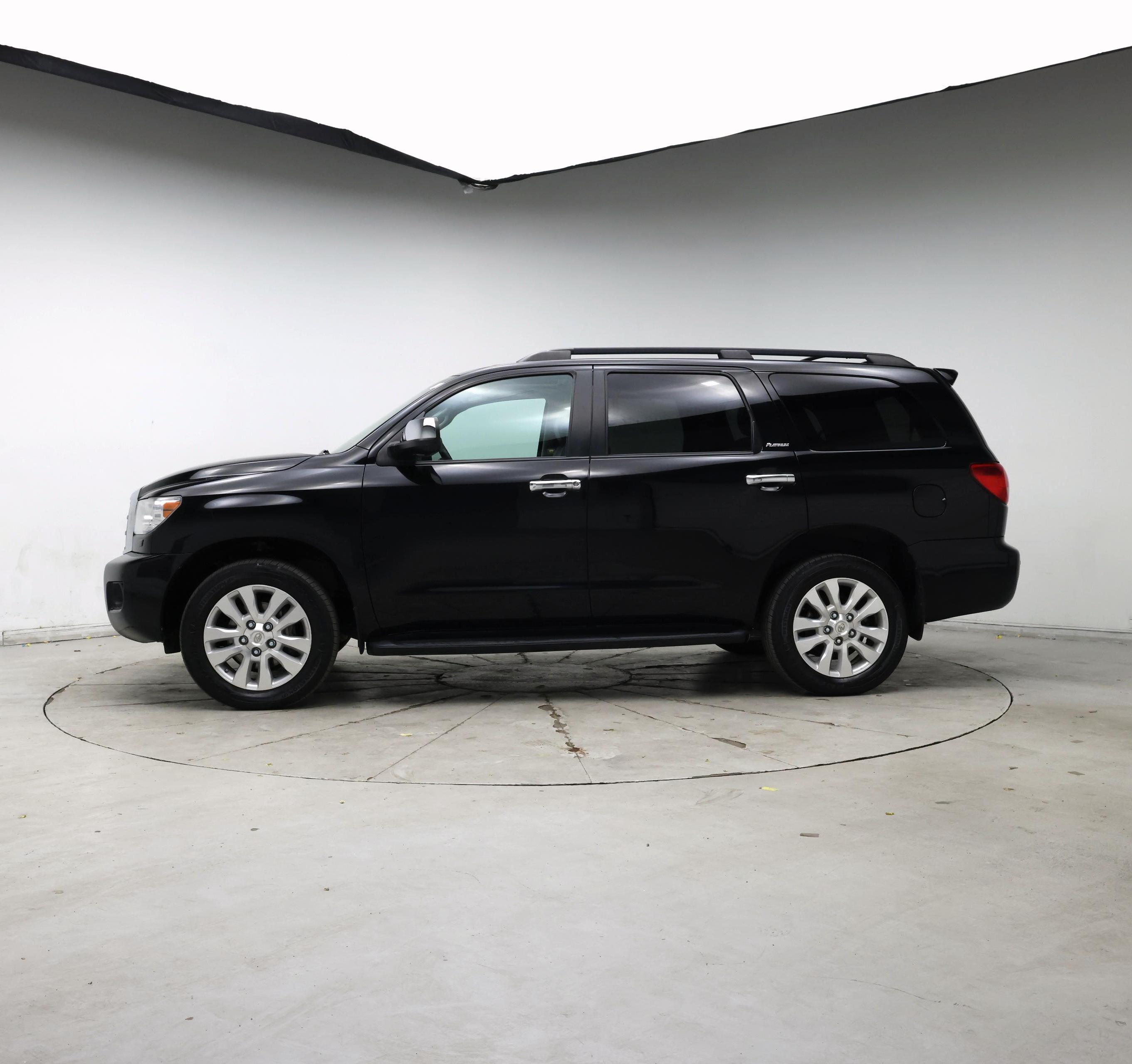 Thumbnail: 2014 Toyota Sequoia - 3