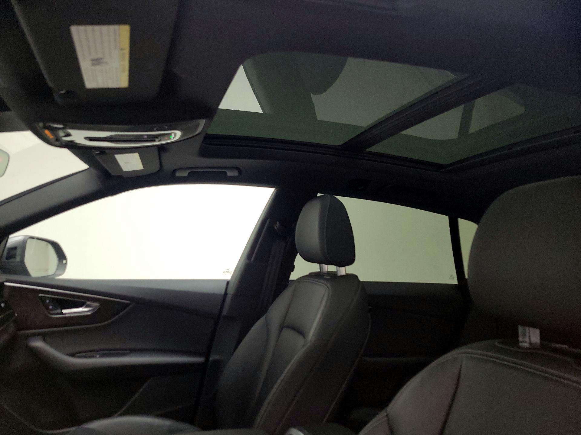 Thumbnail: 2019 Audi Q8 - 20