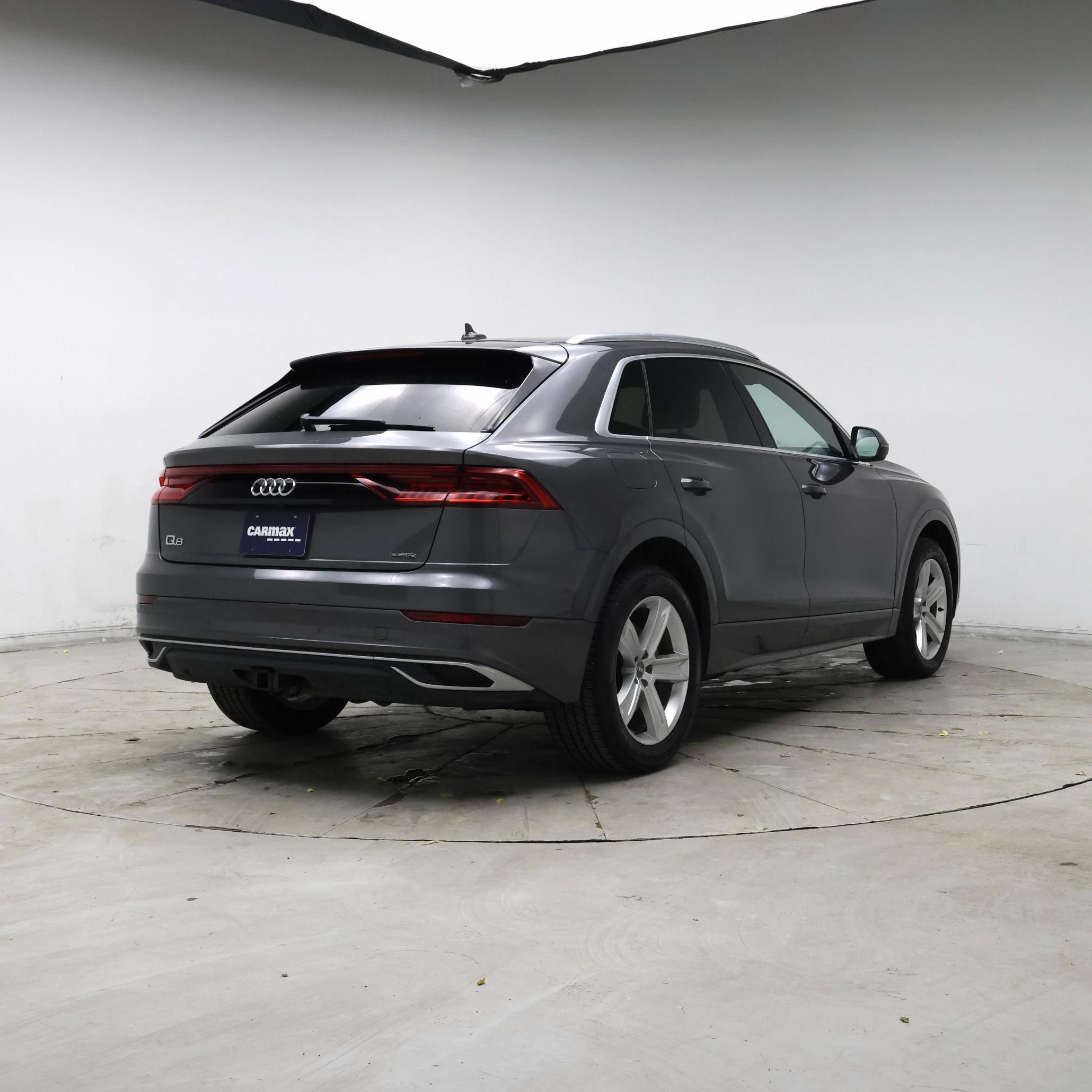 Thumbnail: 2019 Audi Q8 - 8