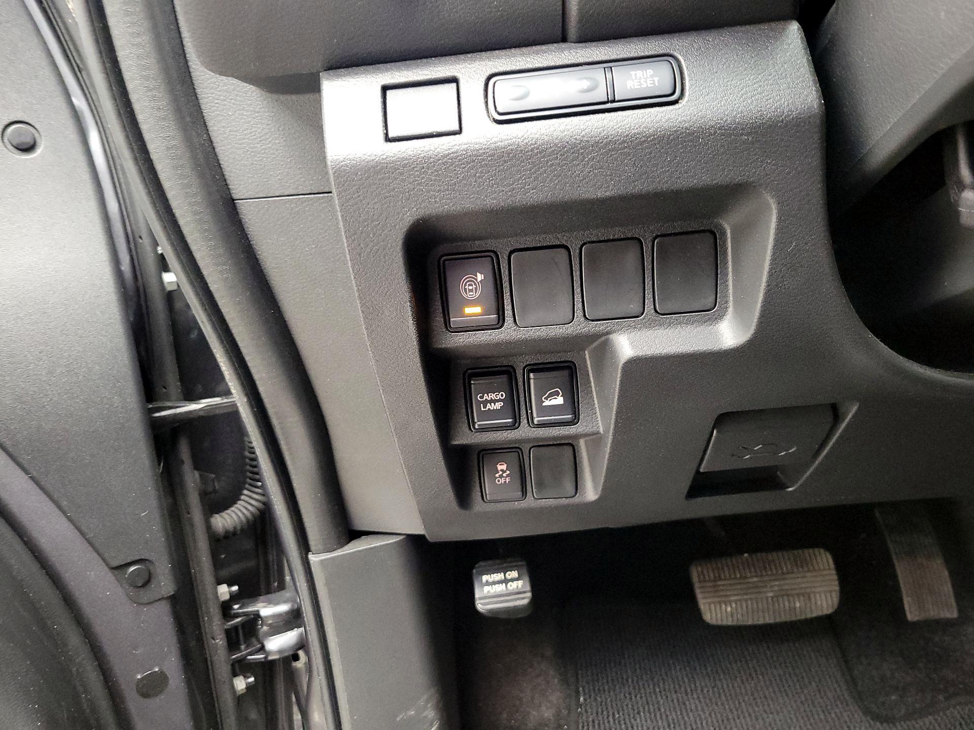 Thumbnail: 2025 Nissan Frontier - 13