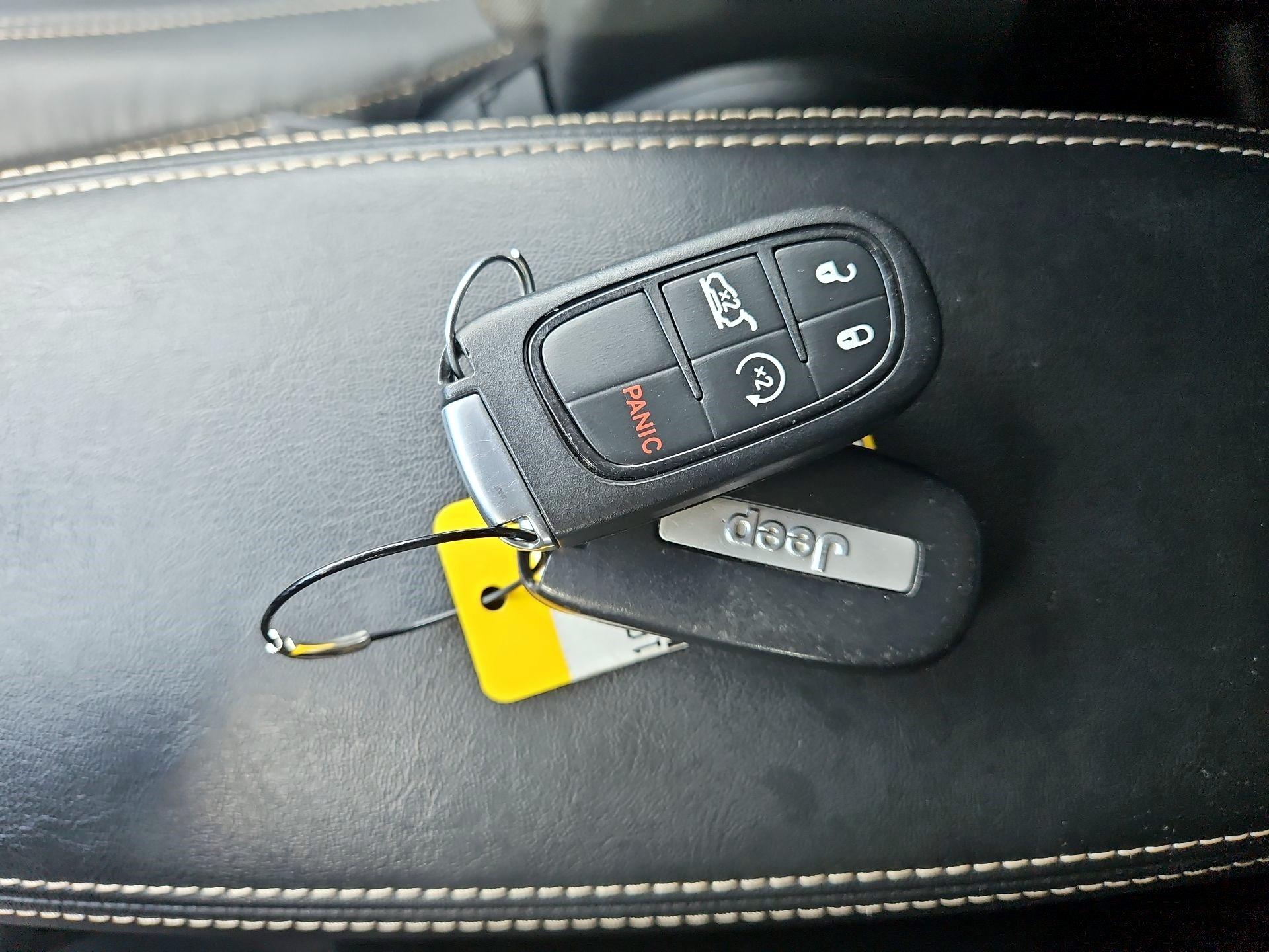 Thumbnail: 2018 Jeep Cherokee - 20