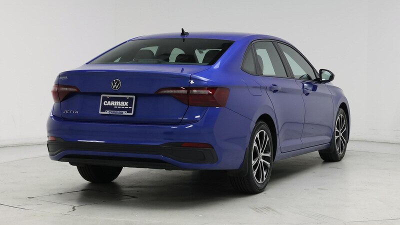 2022 Volkswagen Jetta Sport 8