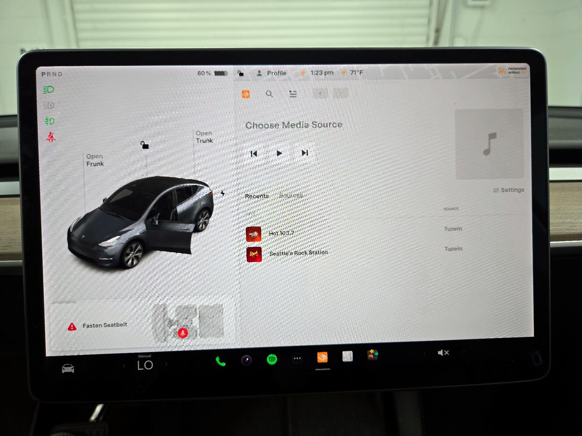 Thumbnail: 2022 Tesla Model Y - 15