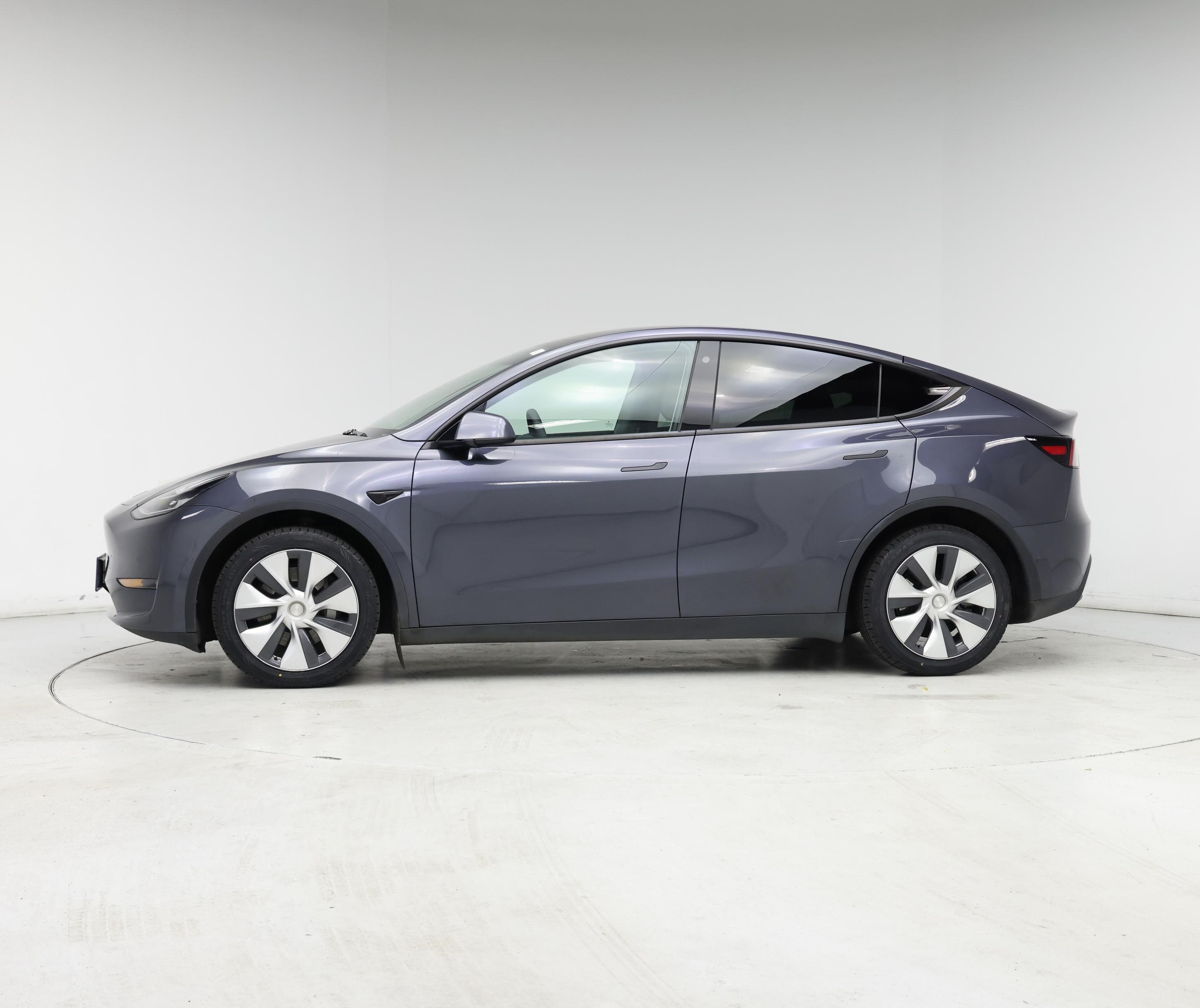Thumbnail: 2022 Tesla Model Y - 3