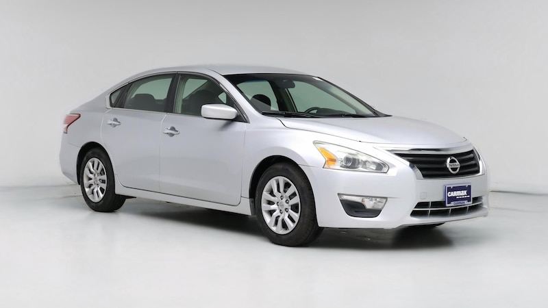 2013 Nissan Altima S Hero Image