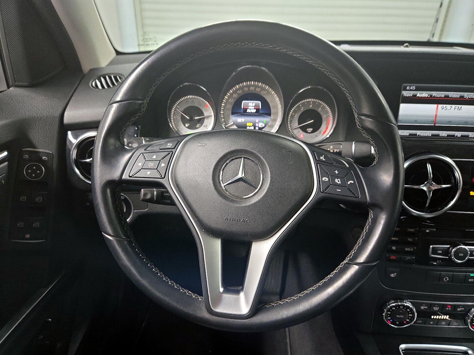 Thumbnail: 2014 Mercedes-Benz GLK - 10