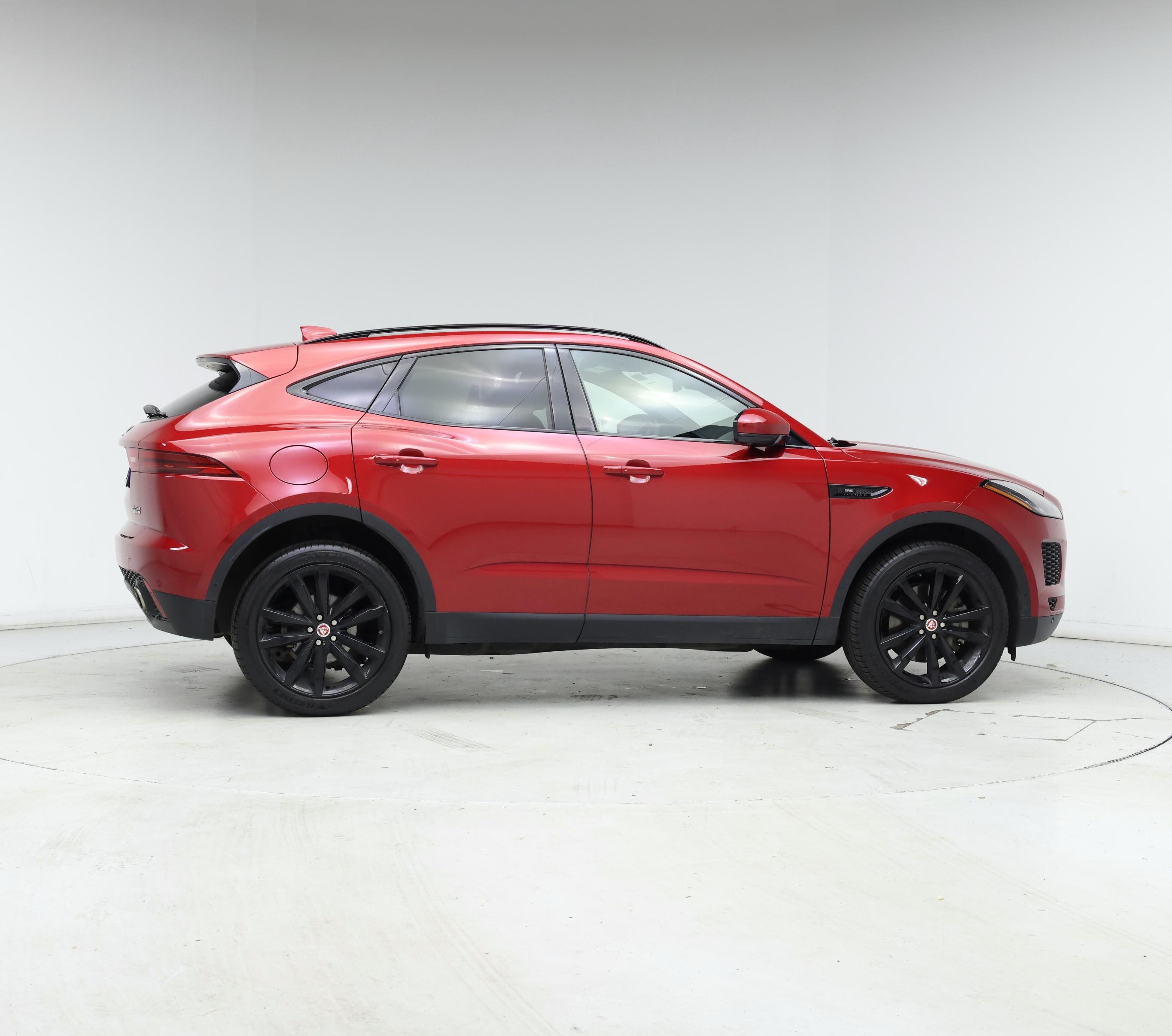 Thumbnail: 2019 Jaguar E-Pace - 7