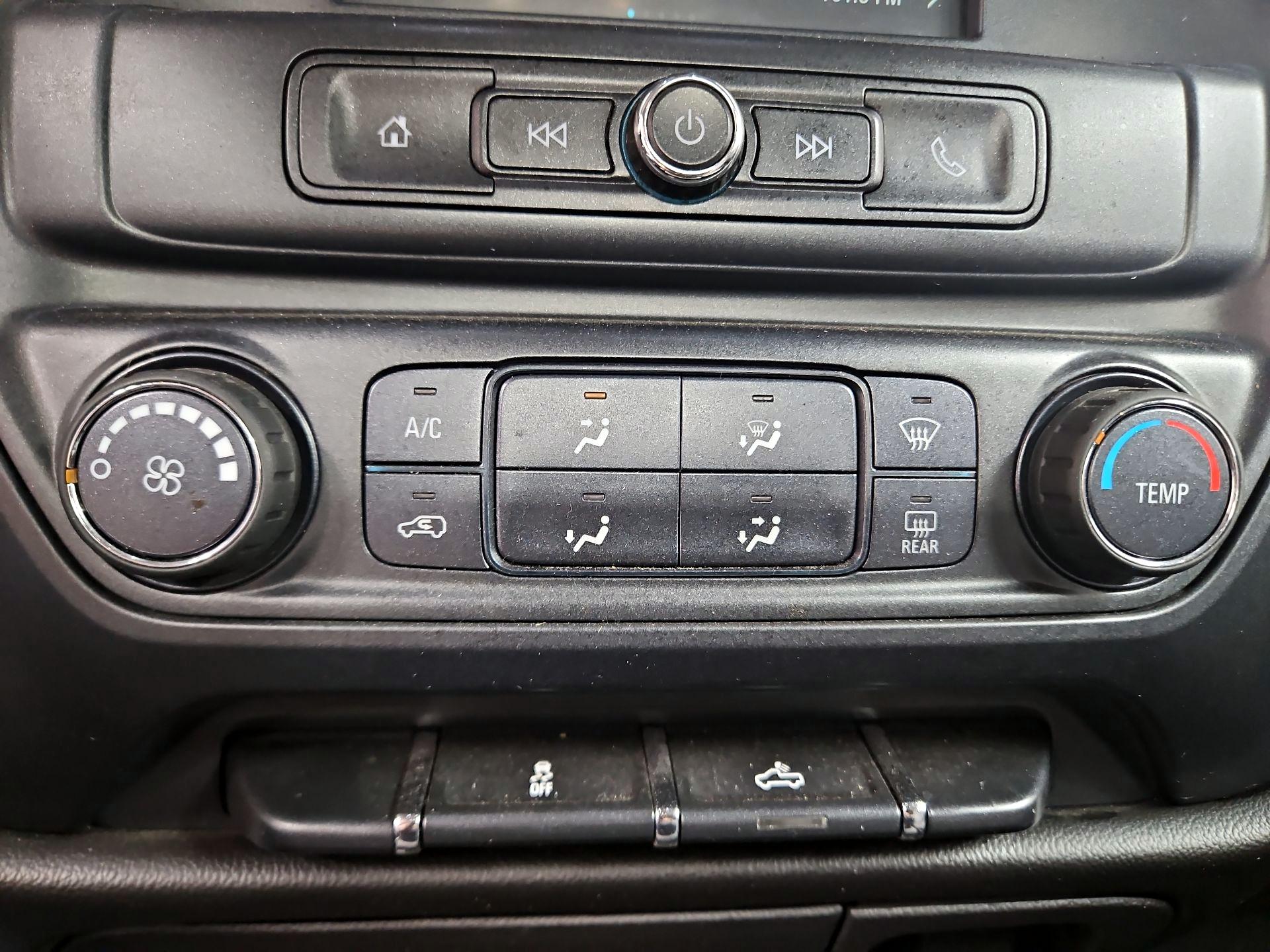 Thumbnail: 2016 Chevrolet Silverado 1500 - 15