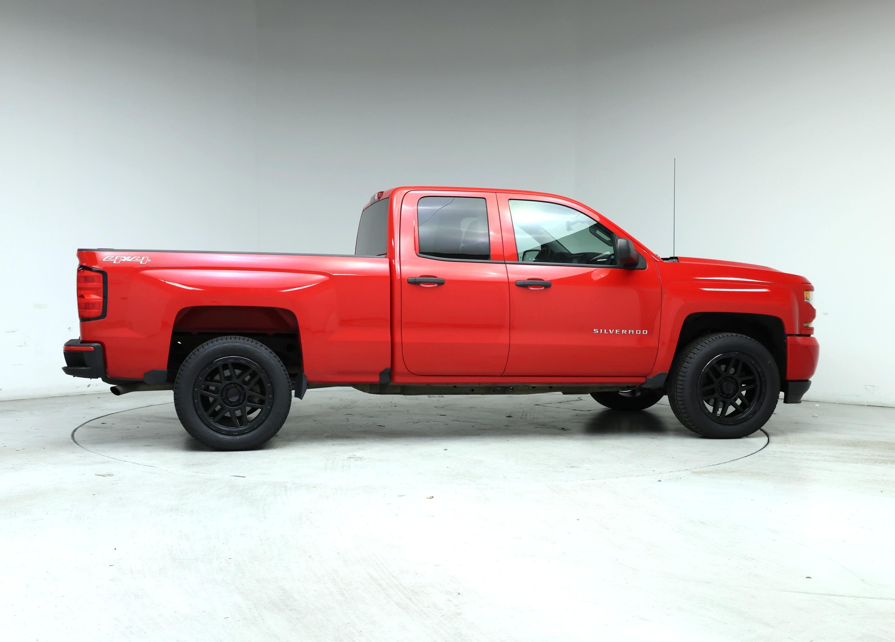 Thumbnail: 2016 Chevrolet Silverado 1500 - 7