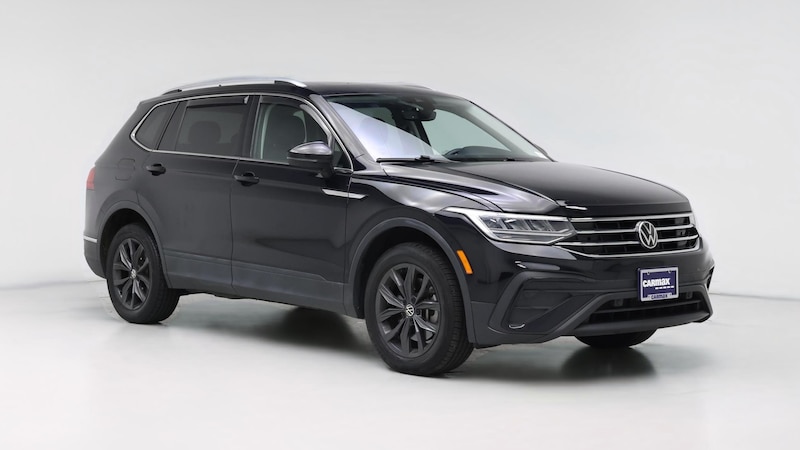 2022 Volkswagen Tiguan SE Hero Image