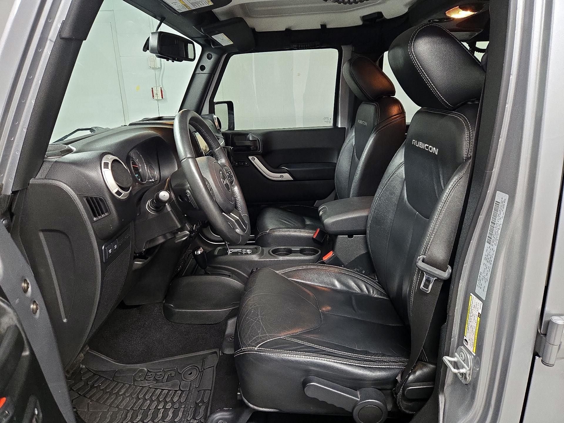 Thumbnail: 2017 Jeep Wrangler - 11