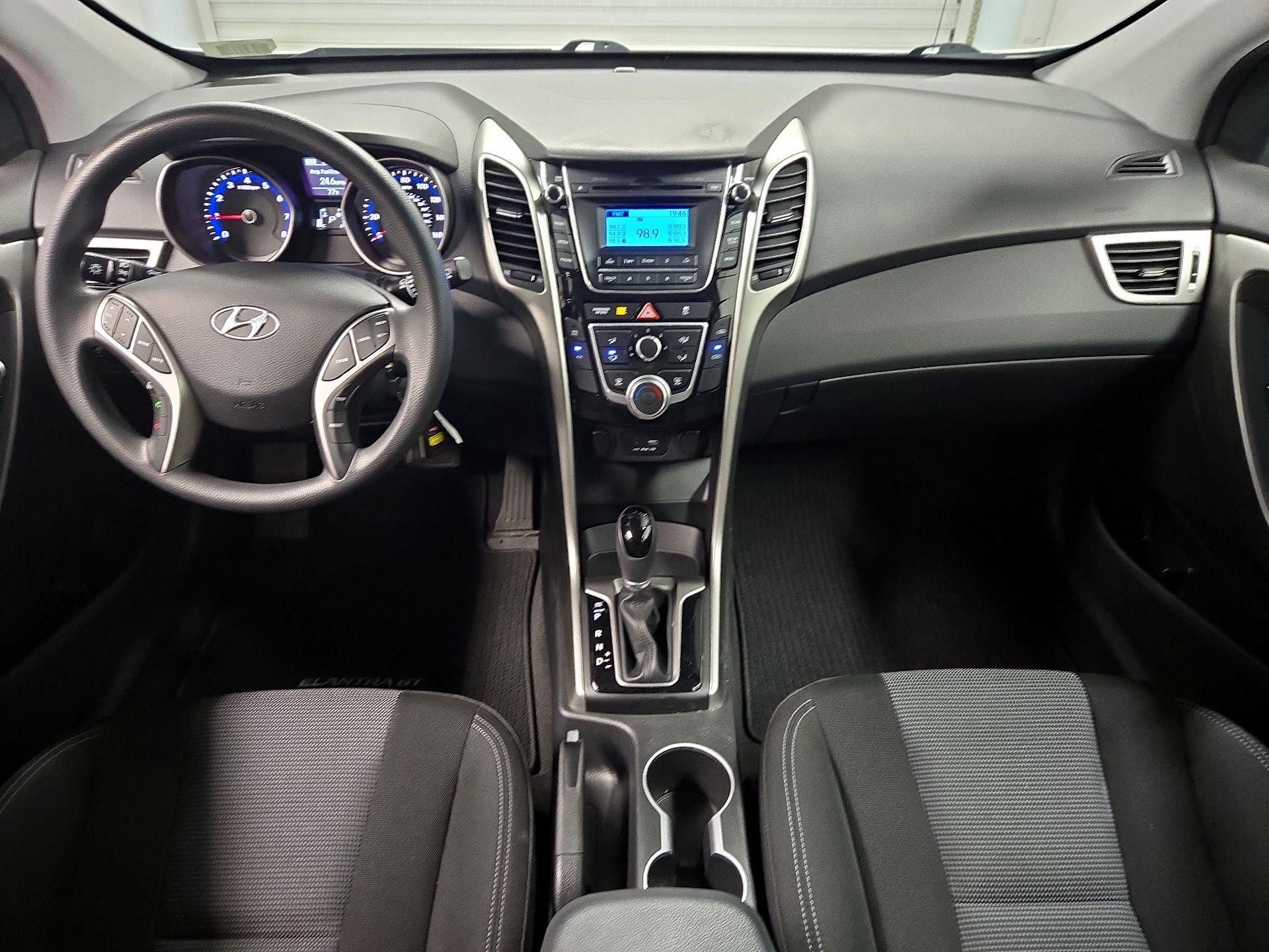 Thumbnail: 2017 Hyundai Elantra - 9