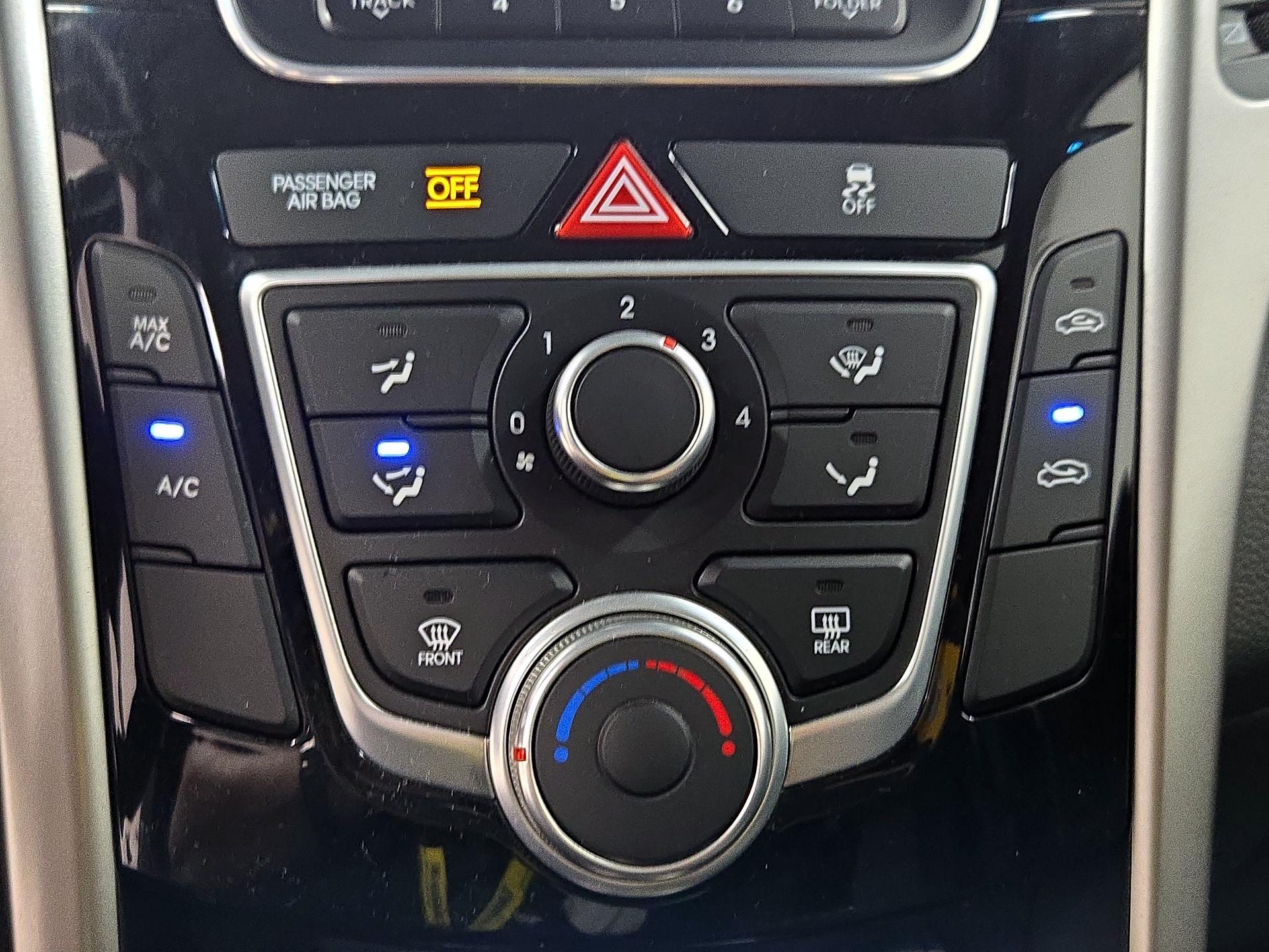 Thumbnail: 2017 Hyundai Elantra - 15