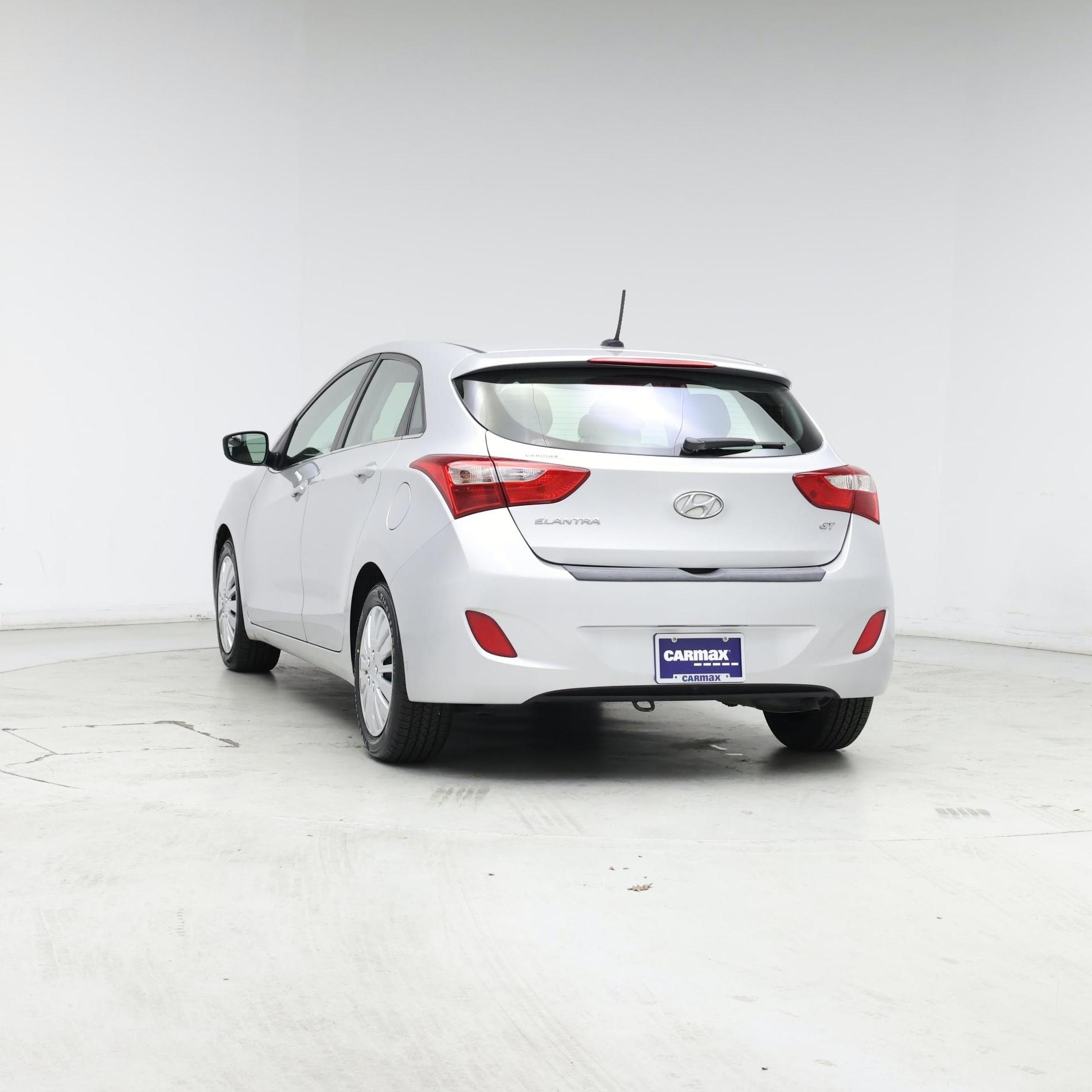 Thumbnail: 2017 Hyundai Elantra - 6