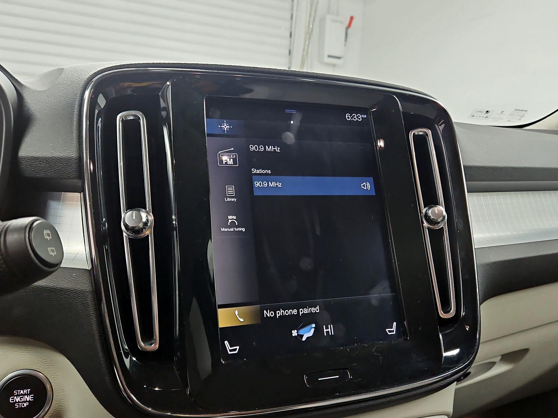 Thumbnail: 2020 Volvo XC40 - 16