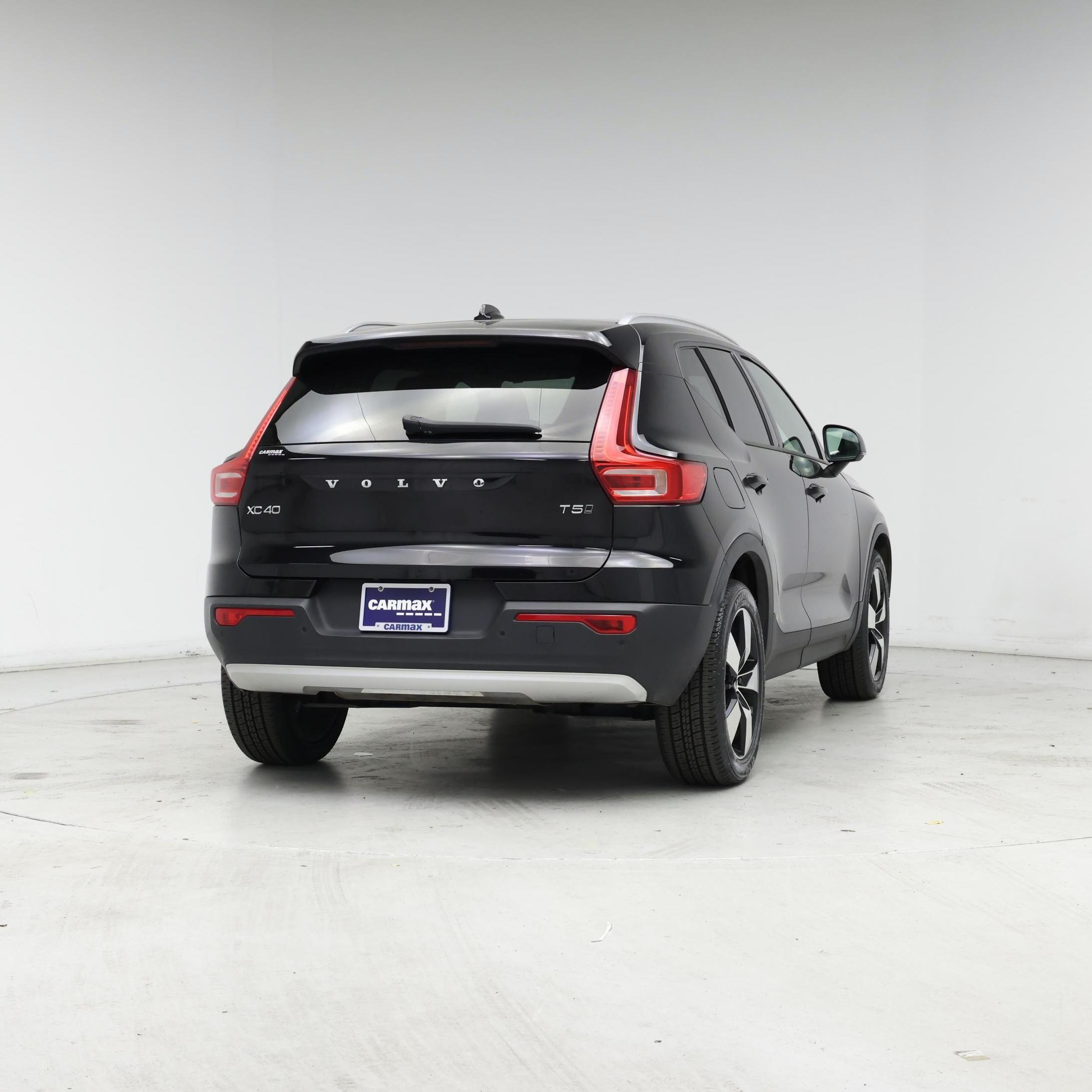 Thumbnail: 2020 Volvo XC40 - 8
