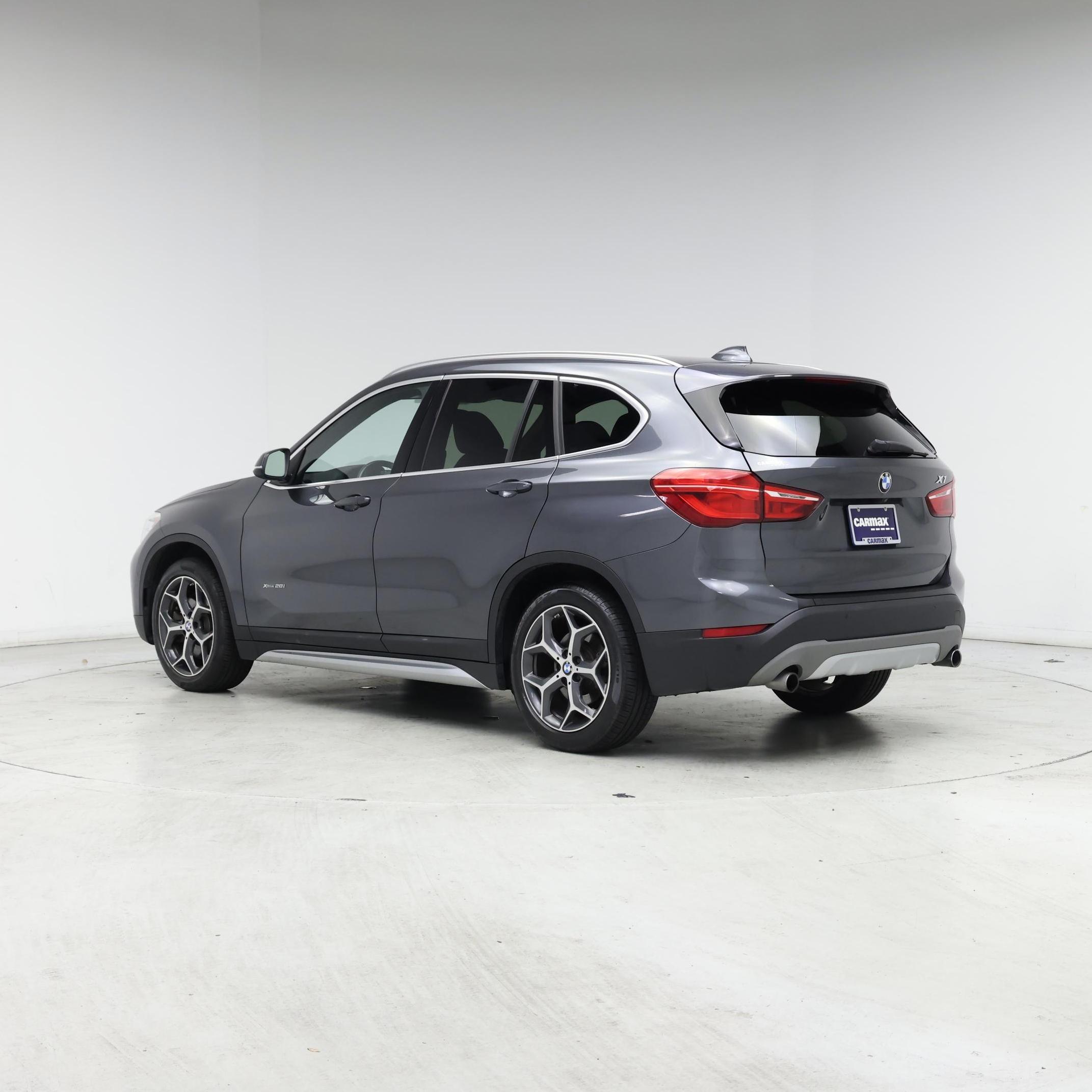 Thumbnail: 2016 BMW X1 - 2