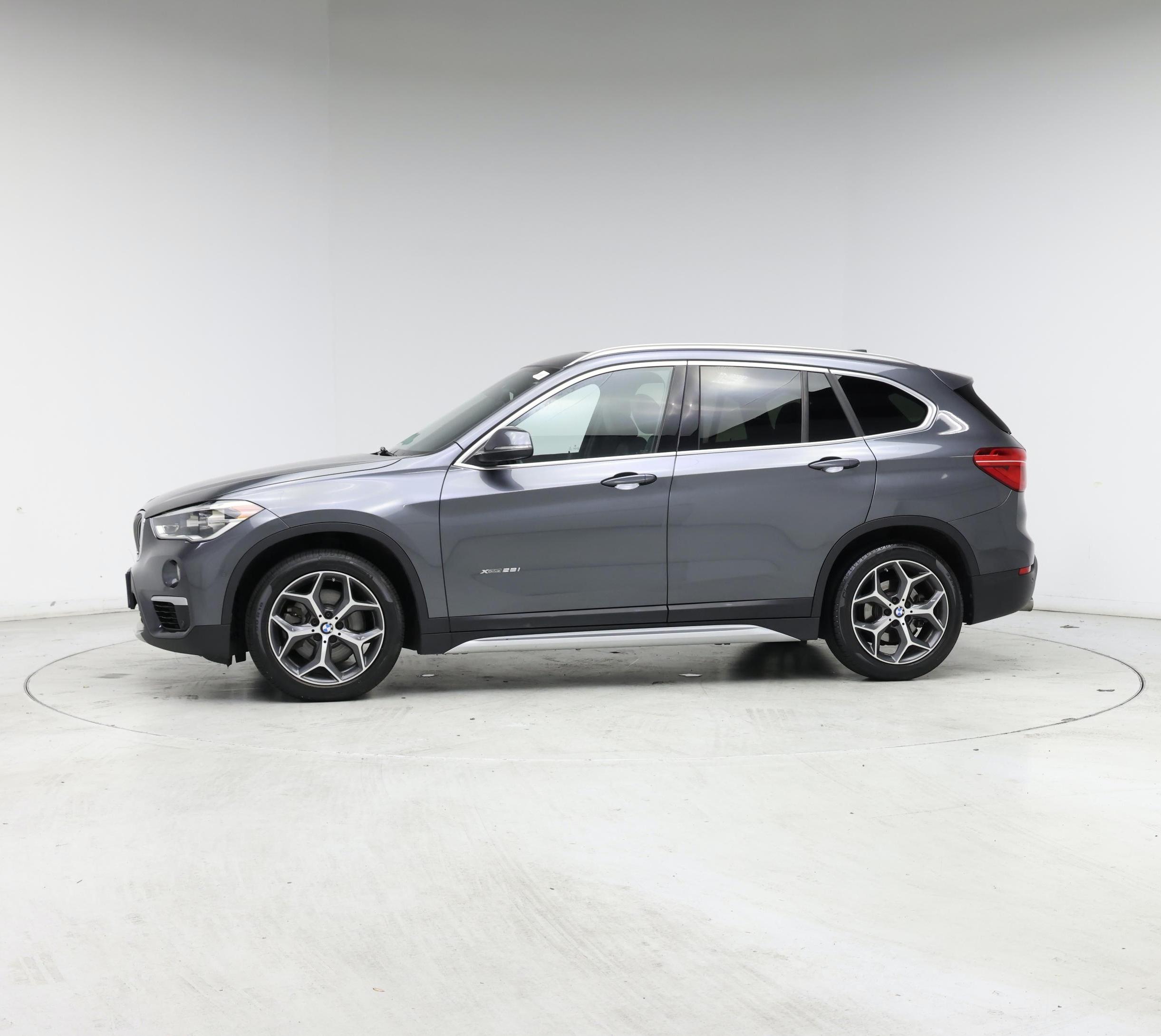 Thumbnail: 2016 BMW X1 - 3