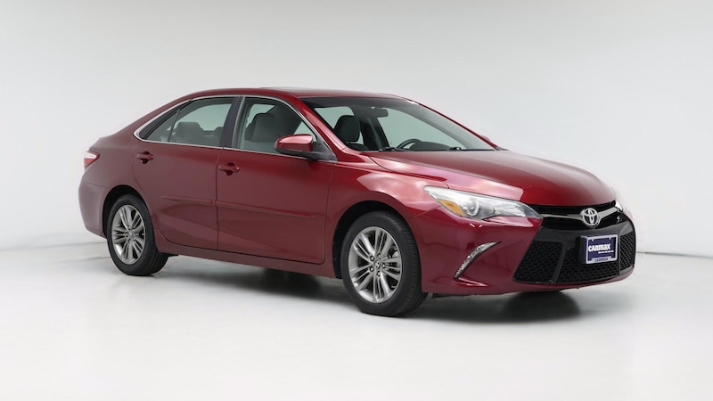 2016 Toyota Camry SE Hero Image