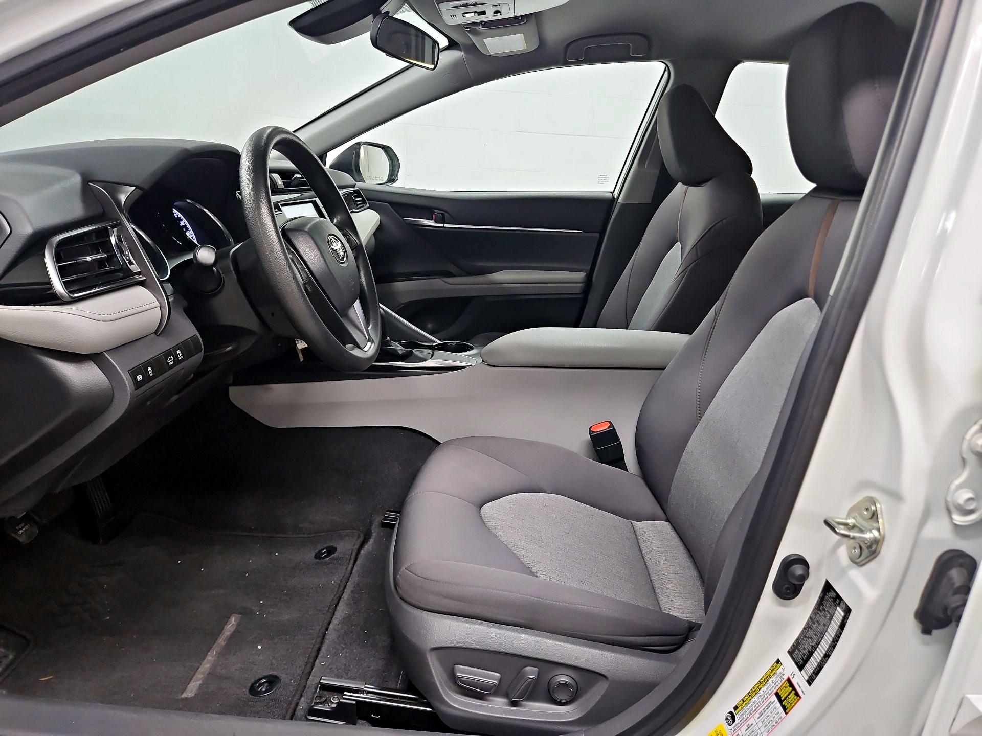 Thumbnail: 2020 Toyota Camry - 11