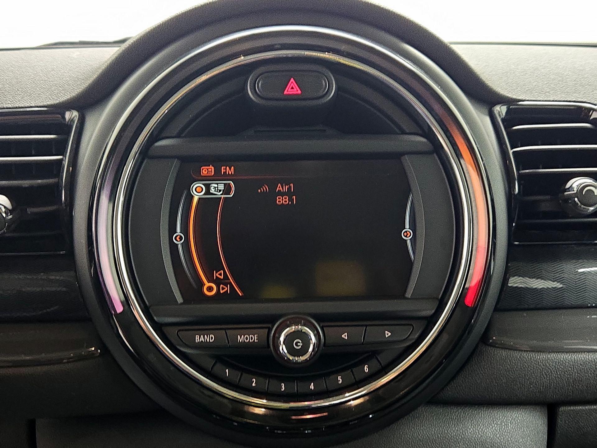 Thumbnail: 2017 MINI Cooper Clubman - 14