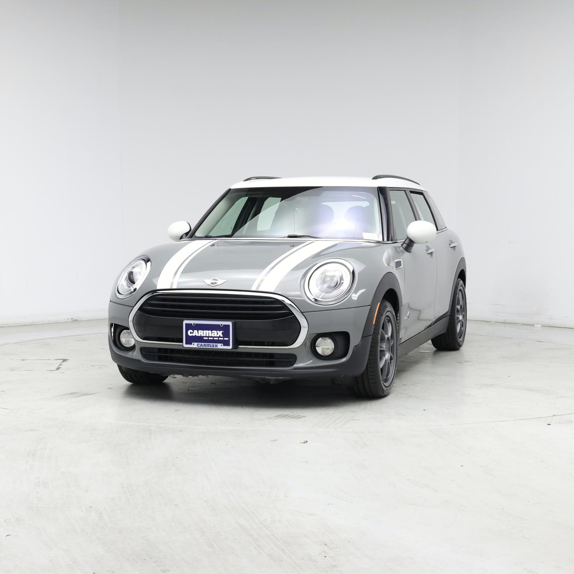 Thumbnail: 2017 MINI Cooper Clubman - 4